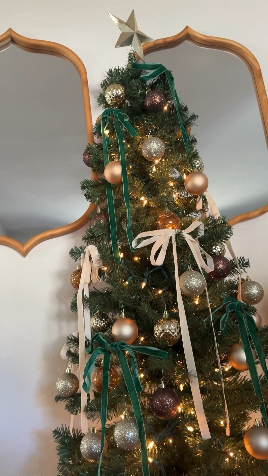 Holiday on a budget this year 🫶🏼🎄

#LTKCyberWeek #LTKSeasonal #LTKHoliday