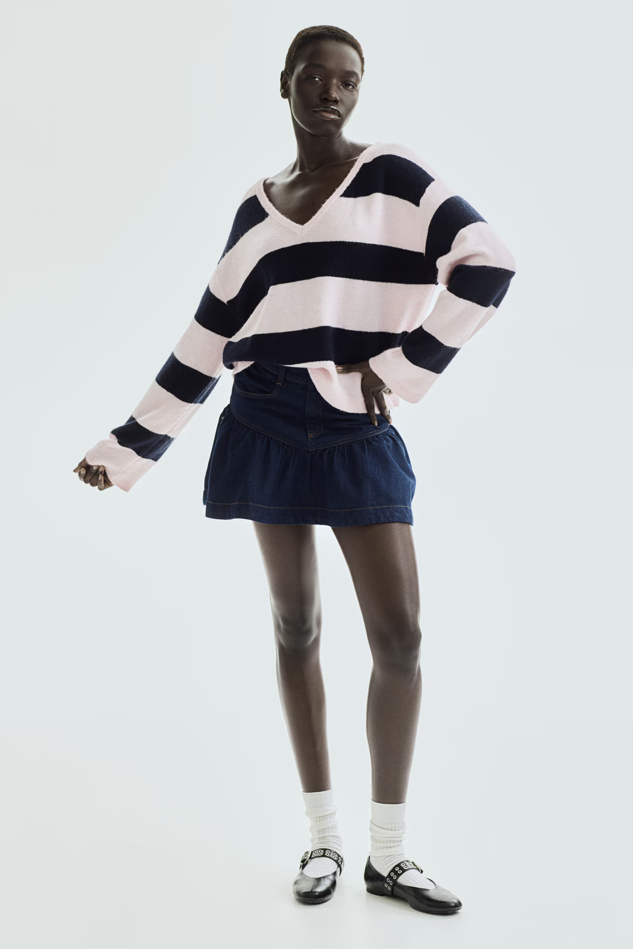 Fine-Knit V-Neck Sweater | H&M (US + CA)