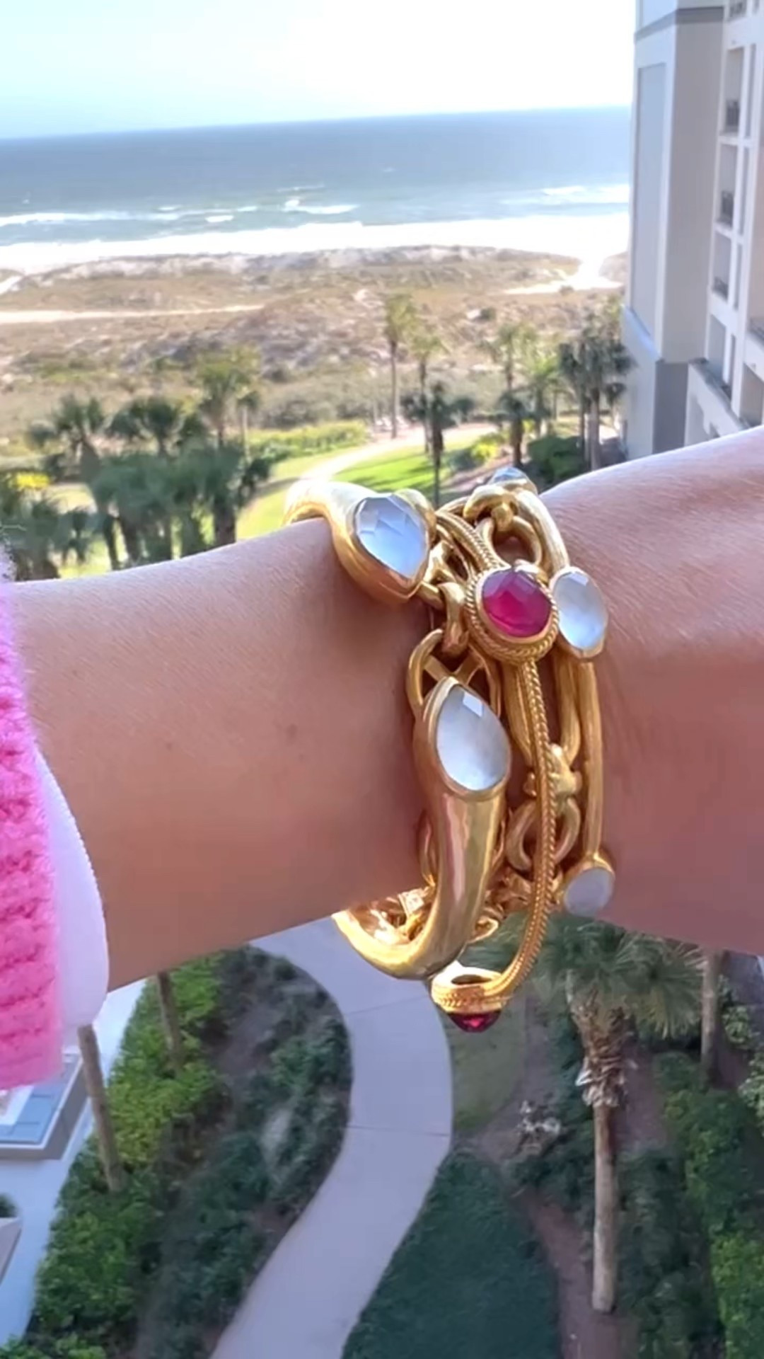 Julie Vos Sale happening now. Up to 60% off select items! These would make great Christmas gifts!

I wear these bracelets all the time!!




#LTKGiftGuide #LTKHoliday #LTKSaleAlert