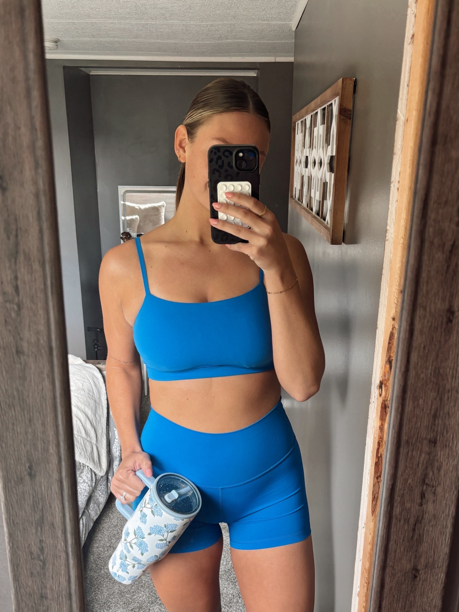 Blue theme for today’s workout fit 💙

#LTKActive #LTKFindsUnder50 #LTKStyleTip