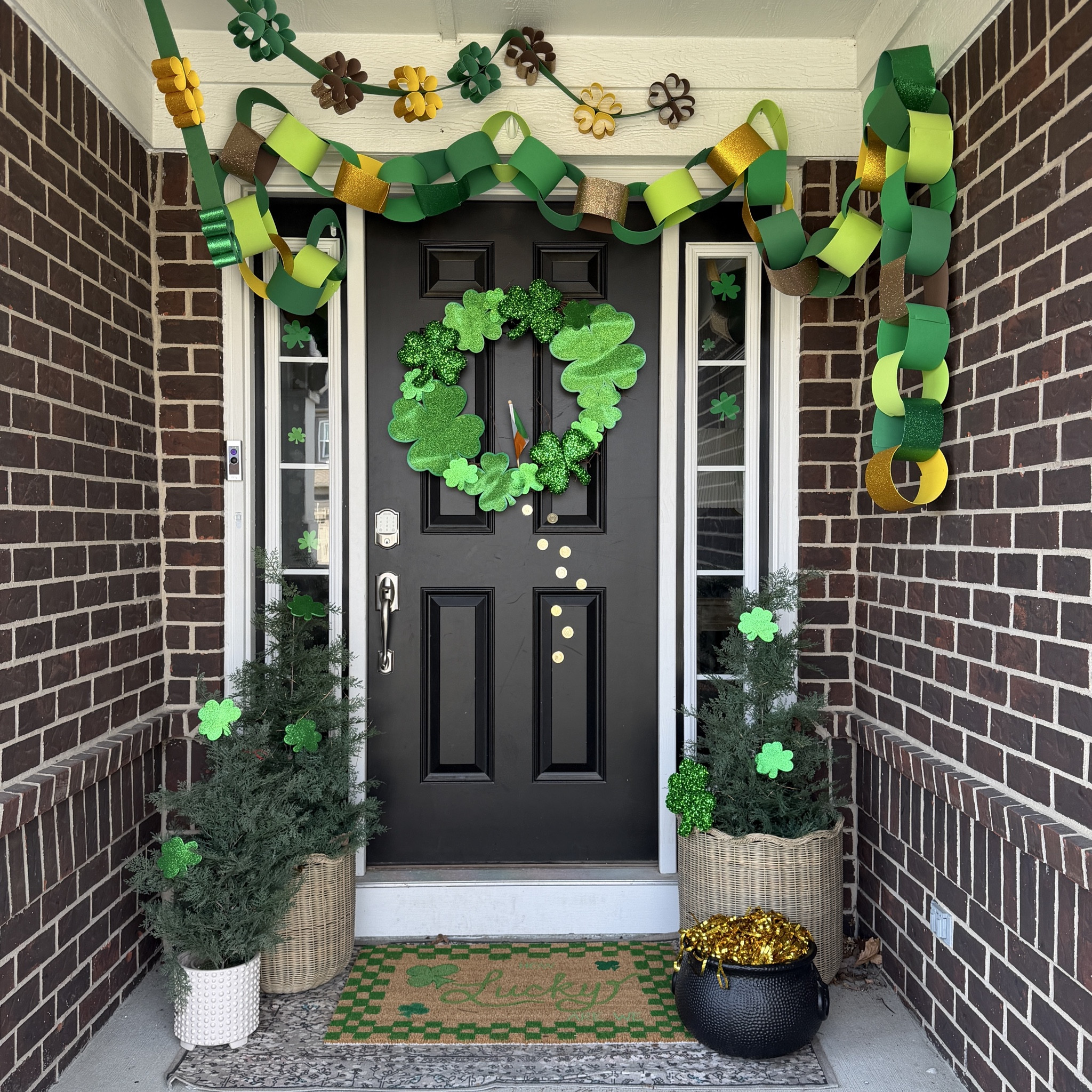 This years St Patrick’s Day Porch - A little late hah
#stpatricksday #porchdecor #diy #green #lucky

#LTKSeasonal #LTKHome #LTKOver40