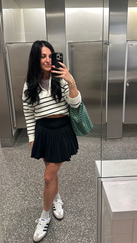 Airport travel outfit 