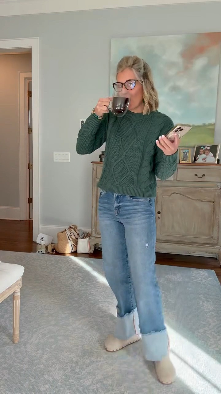 So much goodness that I’m loving lately! 

Sweaters - xs 
Jeans - 25 (I sized down)
Dresses - xs 
Tee & Joggers - xs 
Boots - 8
Rothy’s - 7 (size 1 down)
Skirt & Tank - small


#LTKOver40 #LTKmomlife #LTKdayinmylife