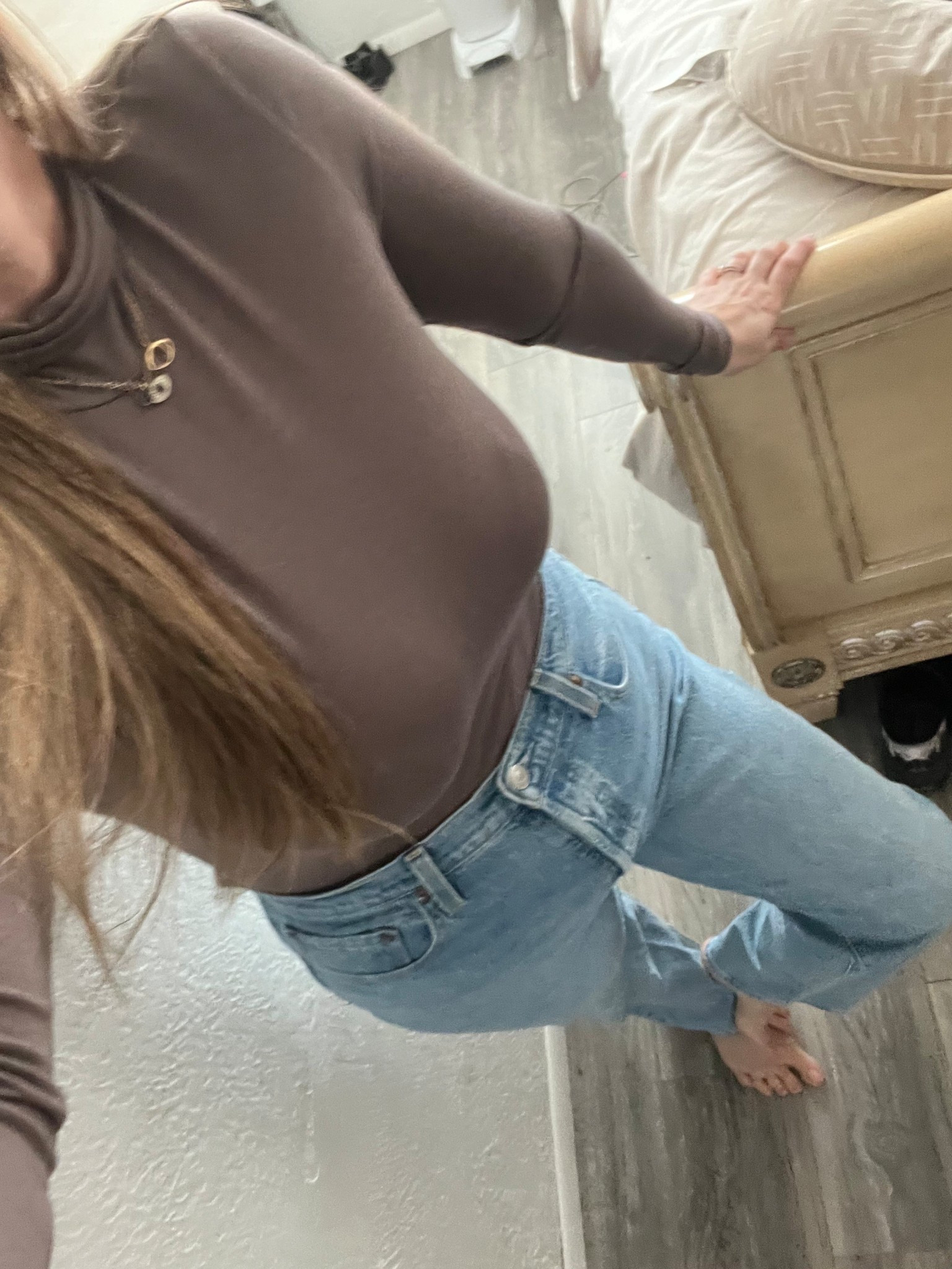 Casual mom outfit for a day with the kiddos!

Levi’s jeans high waisted straight leg jeans
Evil eye necklace 



#LTKmomlife #LTKMidsize #LTKootd