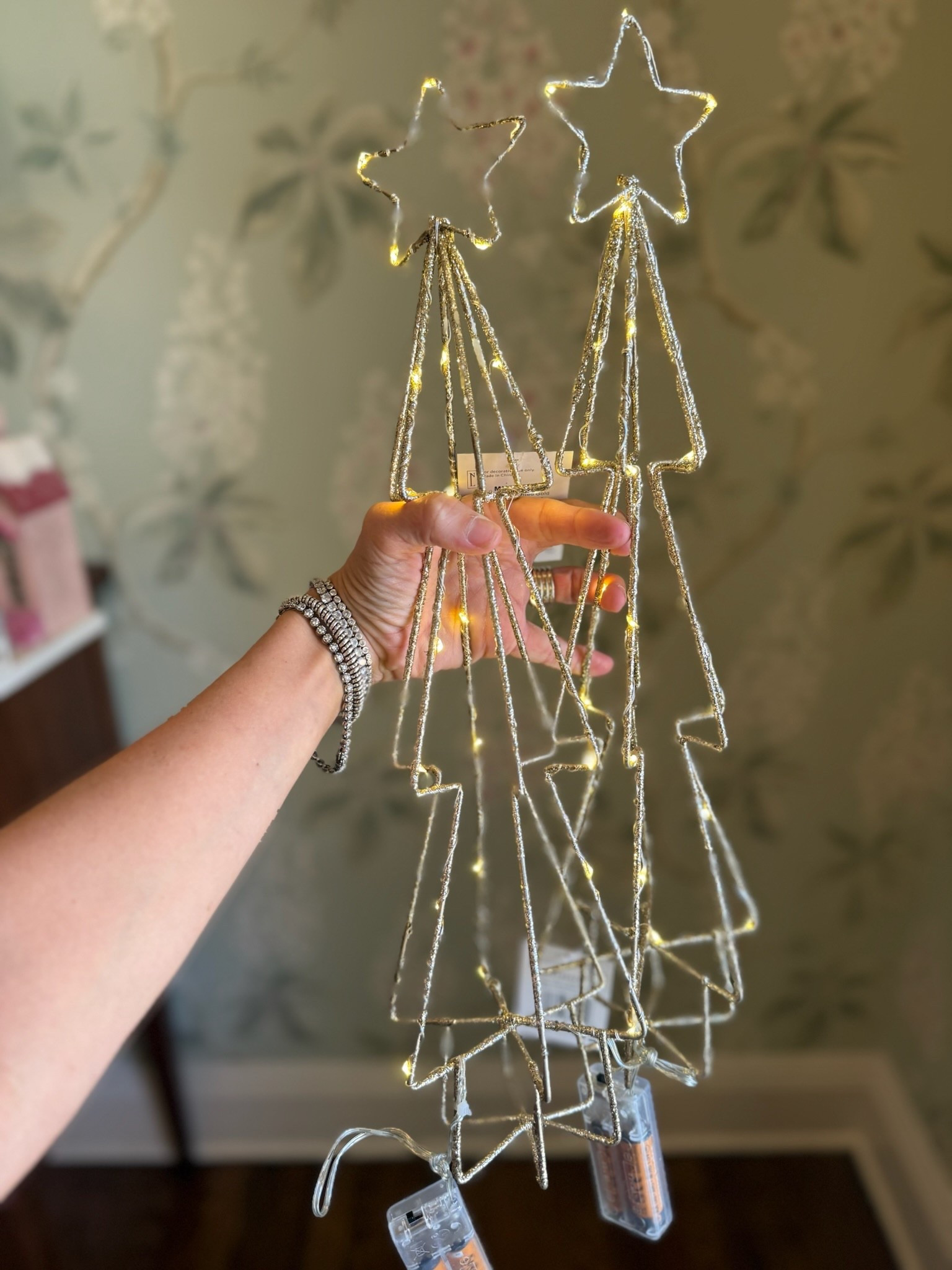 Such cute glittery light up trees I love sm!!!

#LTKFindsUnder50 #LTKHome #LTKHoliday