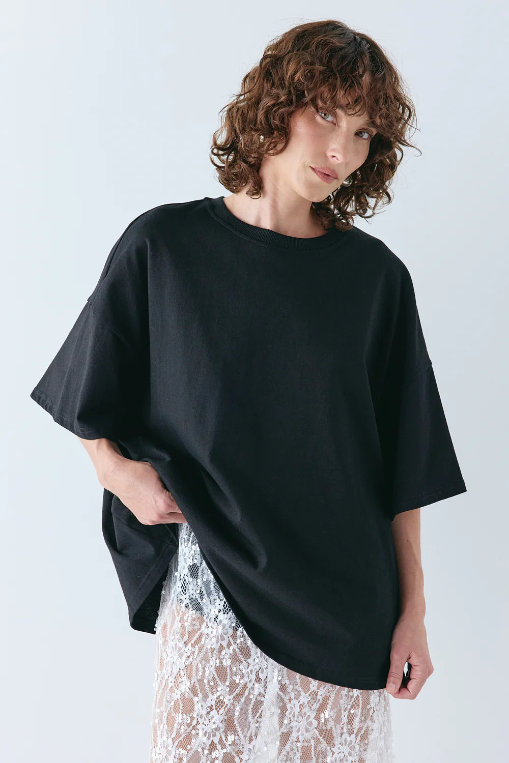Willow Tee Black | VRG Grl
