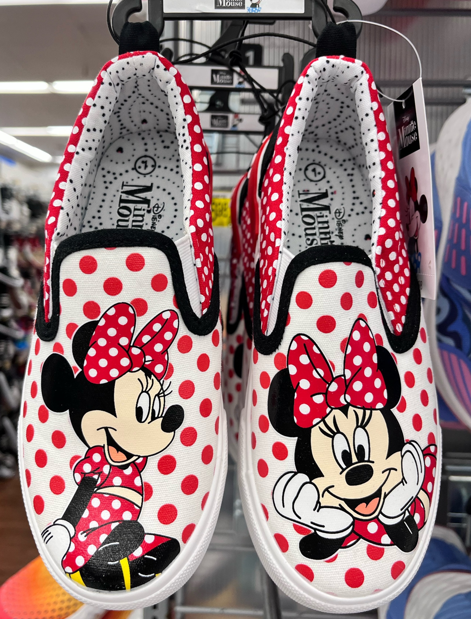 Minnie shoes! Look at all those polka dots!!!

#LTKkids #LTKshoecrush