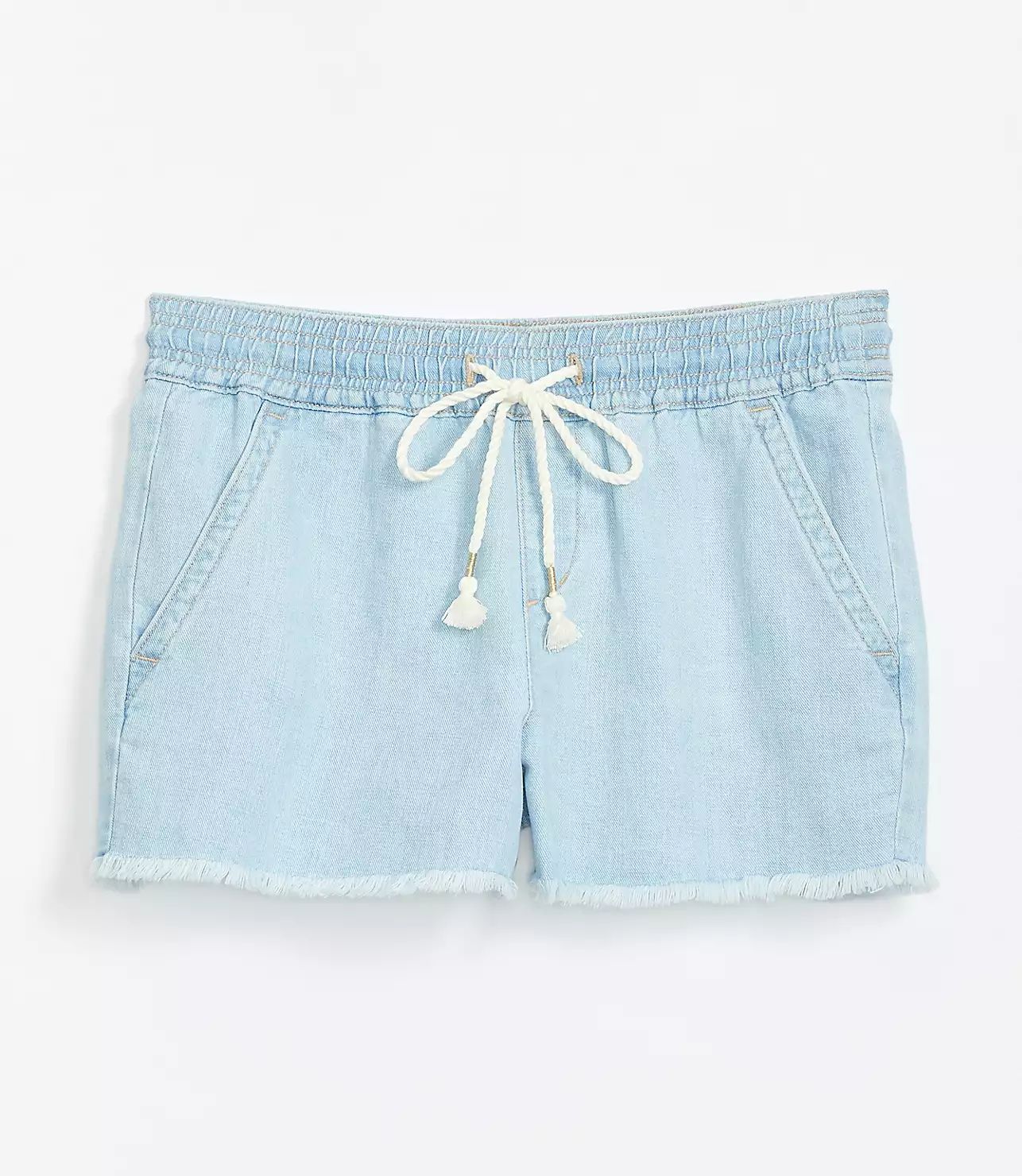 Cotton Linen Denim Pull On Shorts in Light Indigo Wash | LOFT