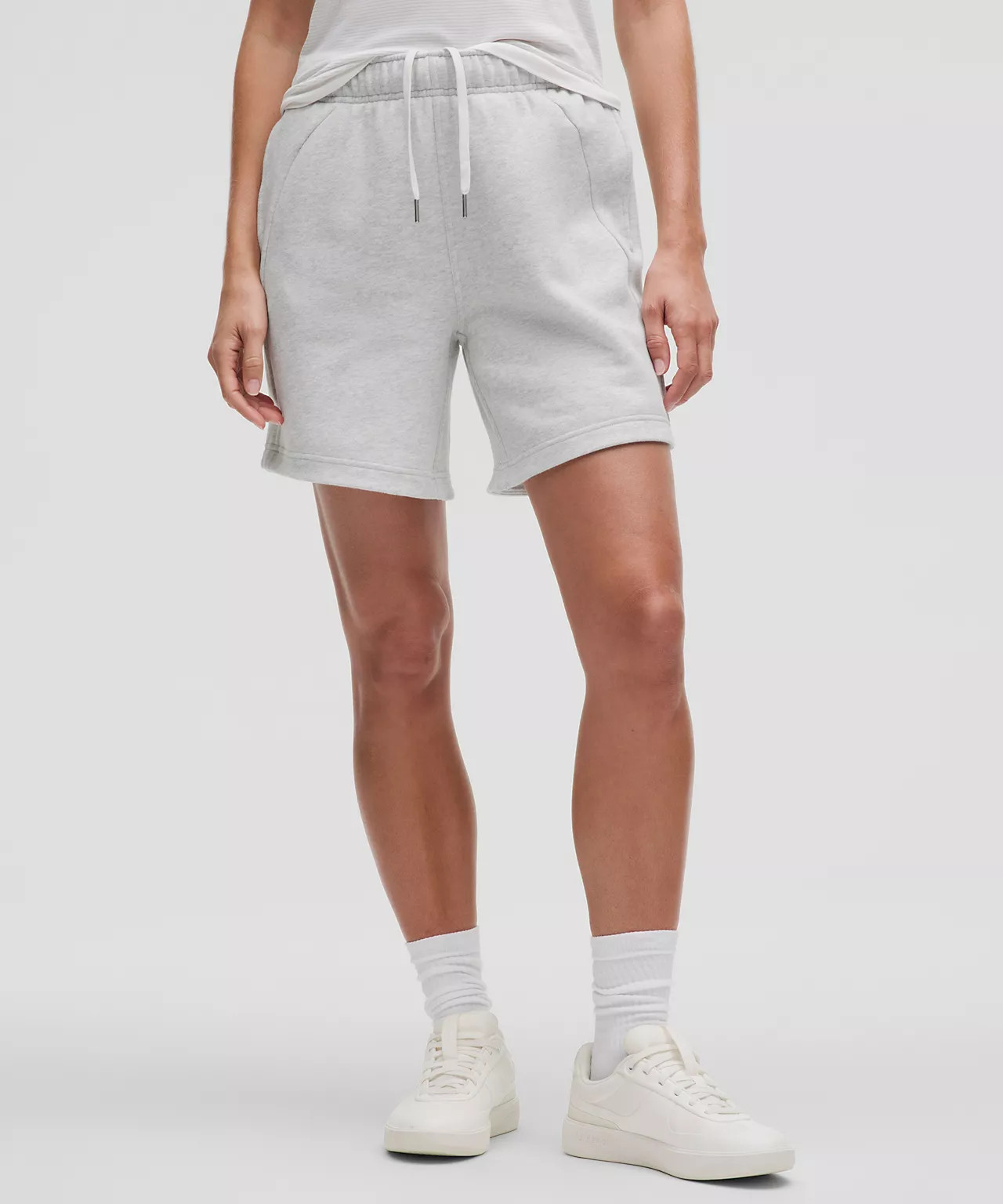Scuba Mid-Rise Oversized Short 7" | Women's Shorts | lululemon | Lululemon (US)