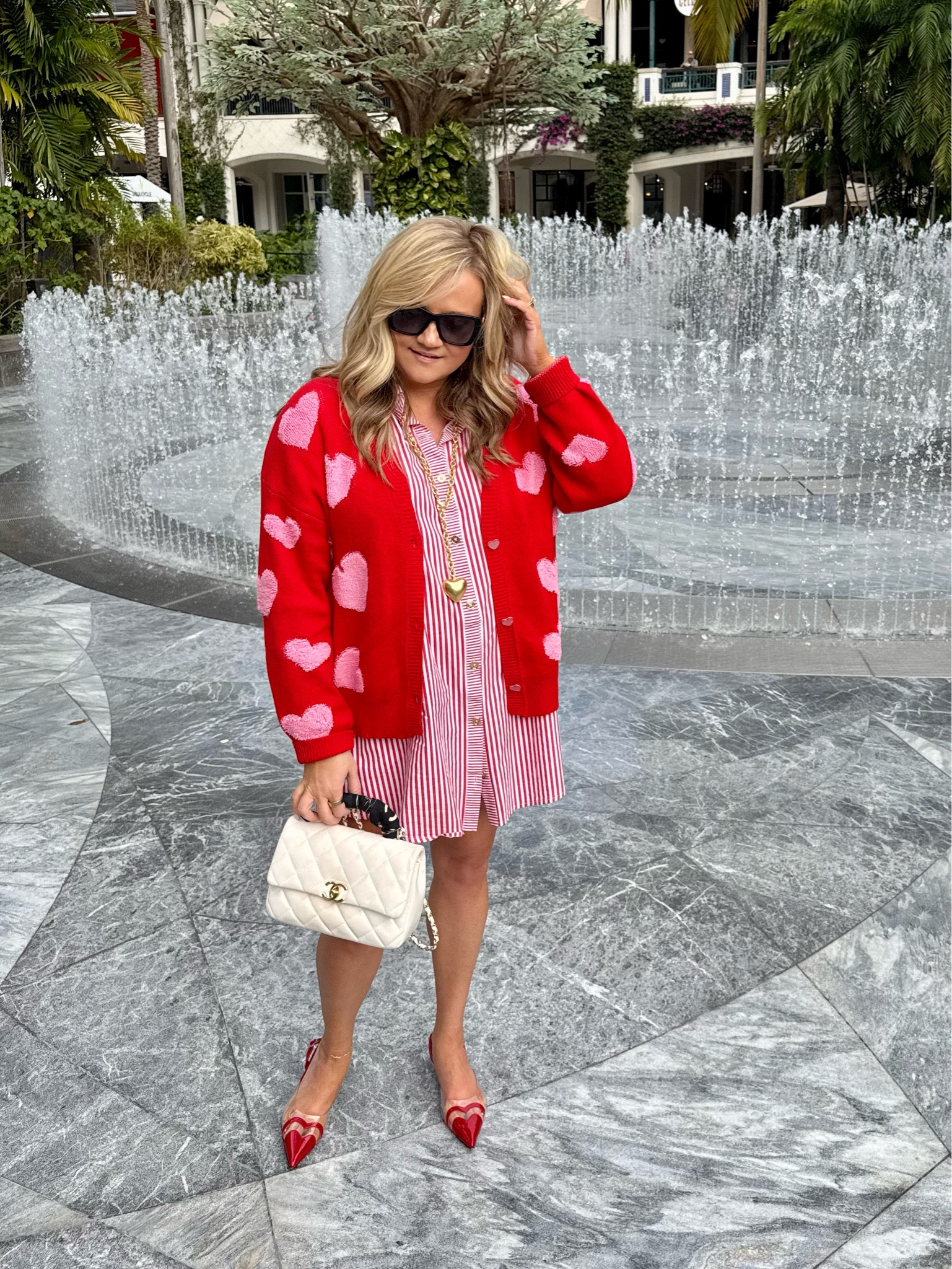 Valentine’s Day outfit, Valentine’s outfit

#LTKSeasonal #LTKMidsize #LTKStyleTip