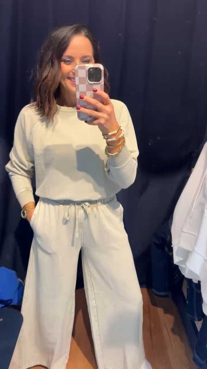 This lounge set at @American Eagle Outfitters is SO soft and comfortable! I’m wearing a xs pants and small top! 

#LTKSaleAlert #LTKActive #LTKPetite