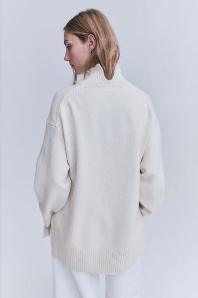 MAMA Turtleneck Sweater - Natural white - Ladies | H&M US | H&M (US + CA)