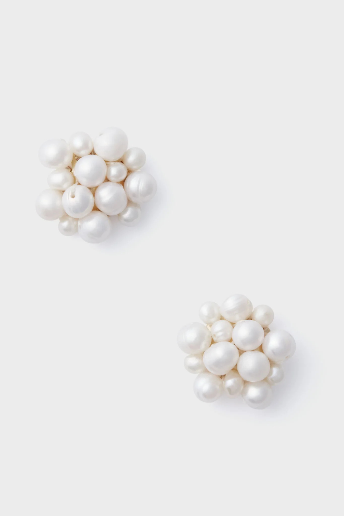 Pearl Cluster Earrings | Tuckernuck (US)