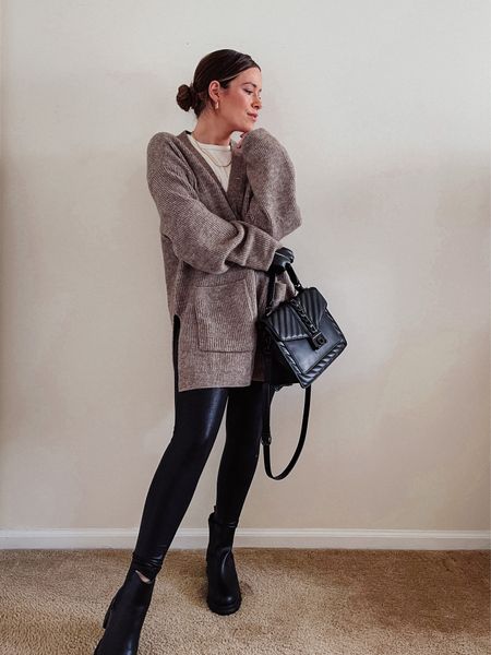 Oversized cardigan with faux leather leggings is the perfect fall outfit

#LTKstyletip #LTKSeasonal #LTKunder50
