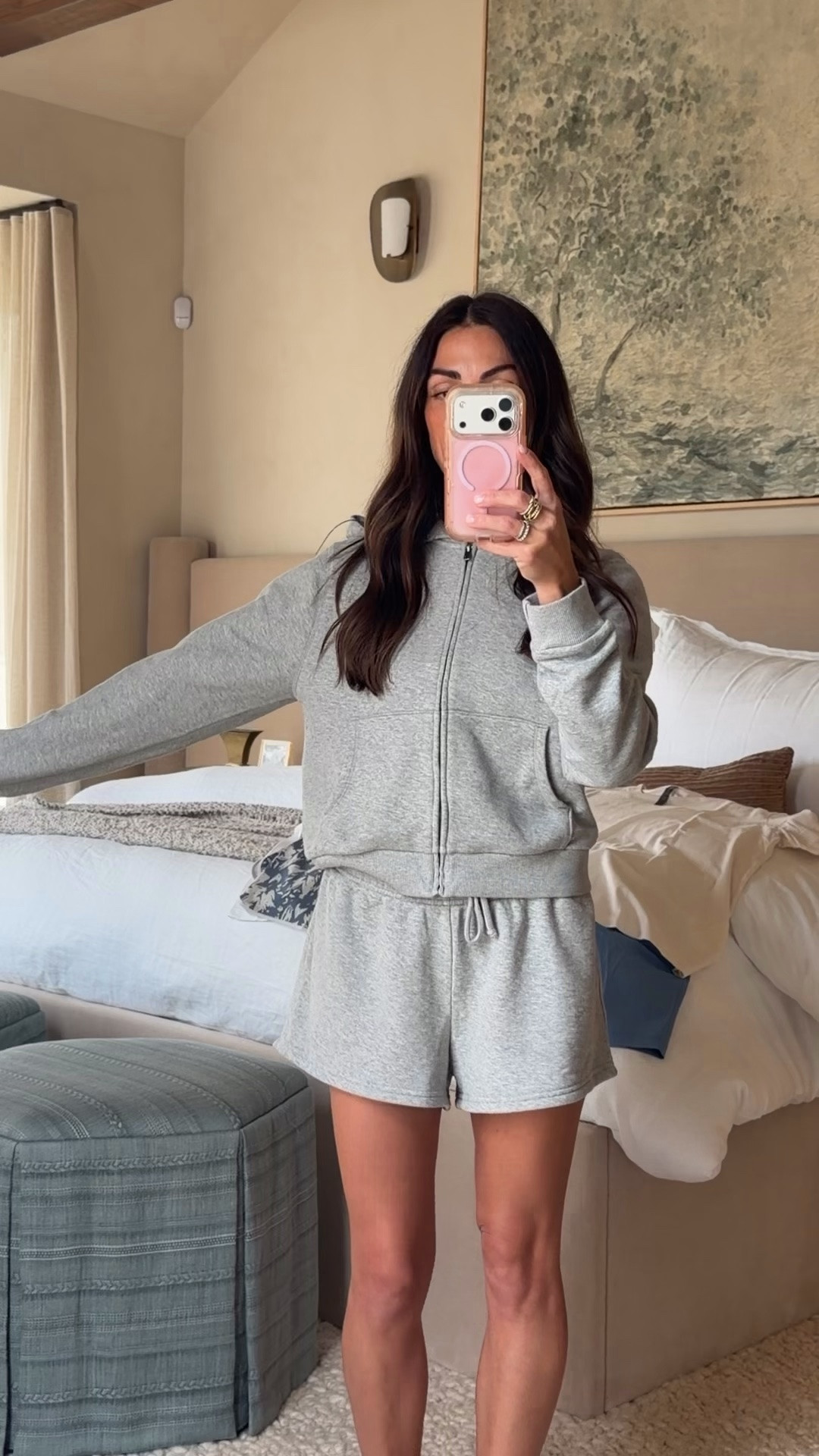 Wearing small in both!
@Vuori US #vuoripartner