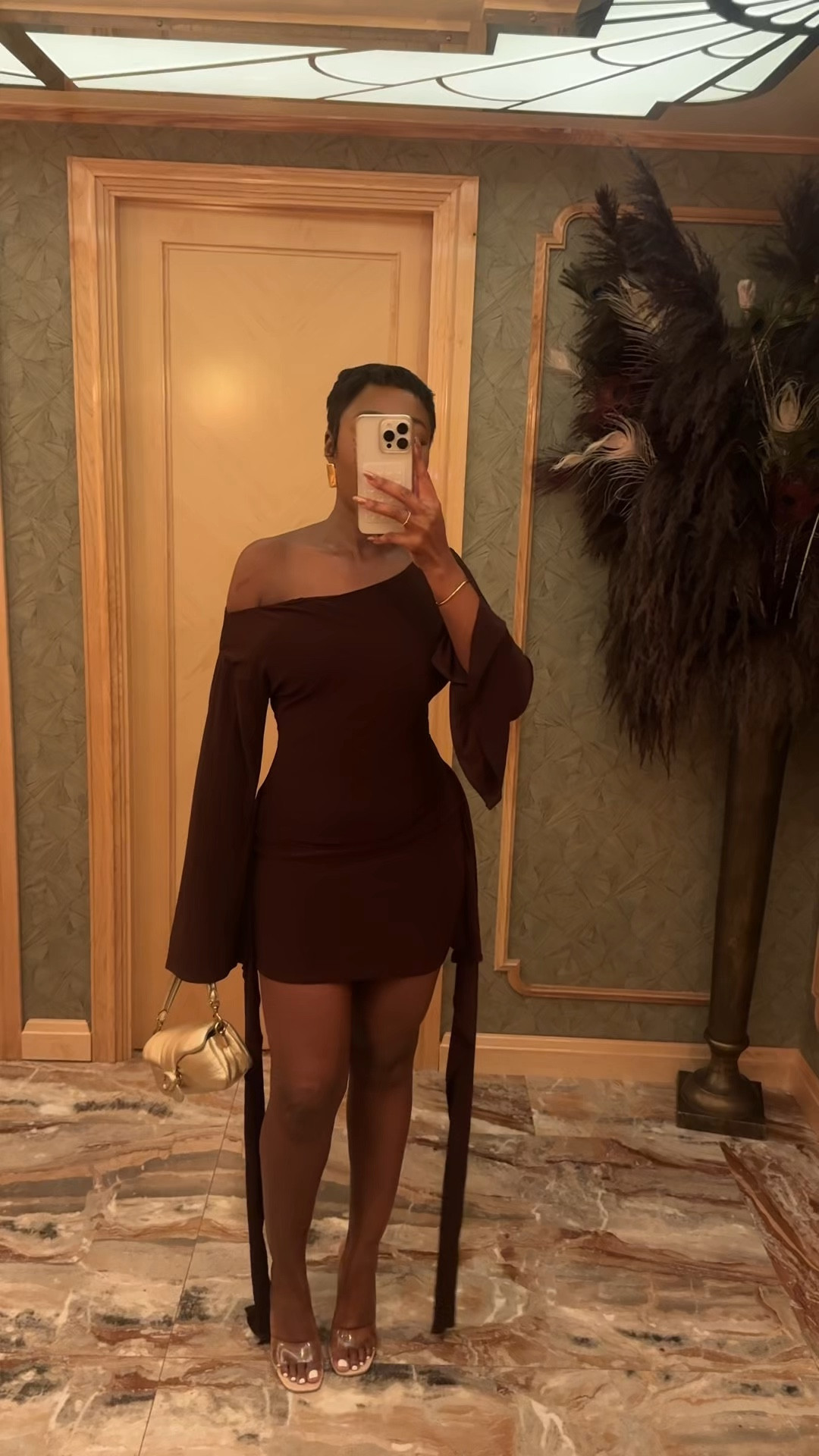 outfit of the night! perfect for date night/night out with the girls 



dinner outfit, party outfit, brown dress, ego official 

#LTKdresses #LTKdatenight #LTKpartywear