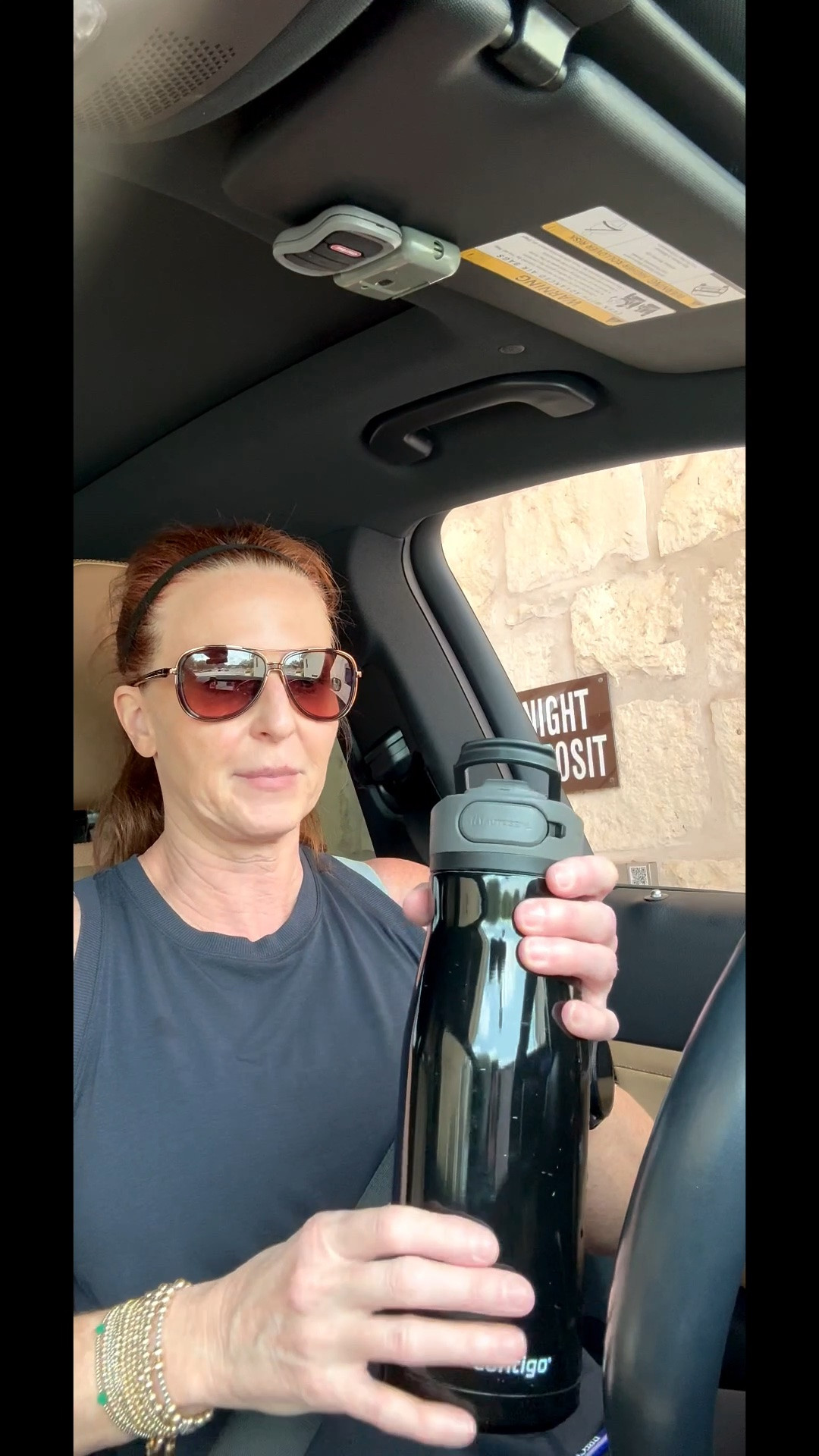 One of those things I use ALL the time 💧 Functional, easy to carry, and keeps my water cold for hours. A daily essential for me!

#WaterBottle #LTKFinds #EverydayEssentials #AmazonFinds #Hydration

#LTKOver40 #LTKActive #LTKdayinmylife