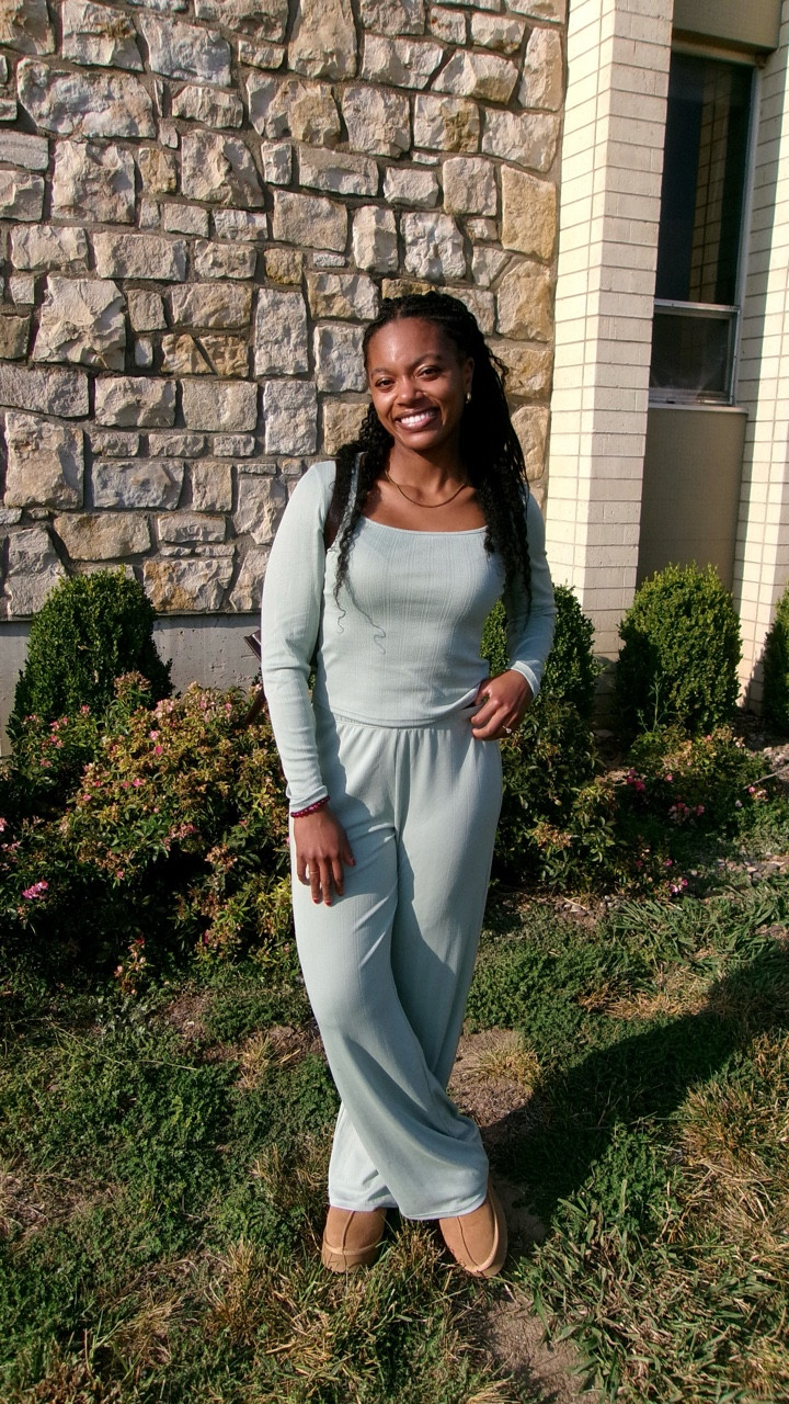 Adore me comfy long set!✨💚

#LTKFallSale #LTKFindsUnder100 #LTKStyleTip