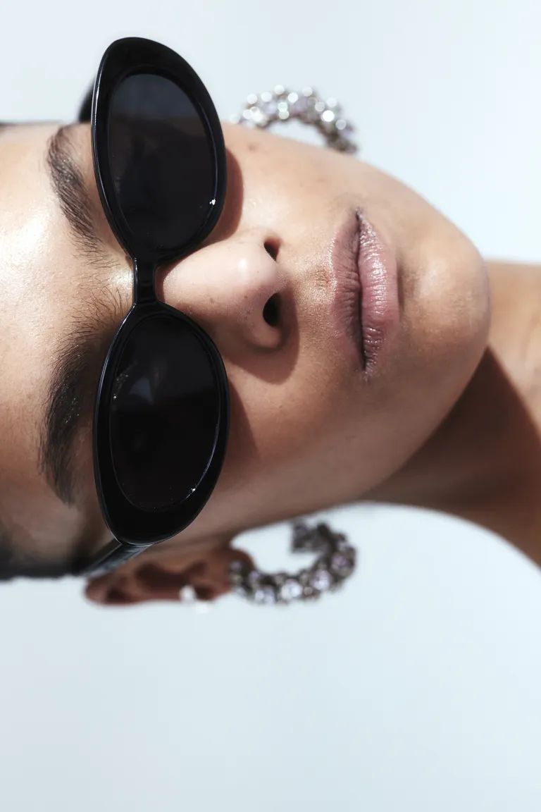 Oval Sunglasses - Light beige - Ladies | H&M US | H&M (US + CA)
