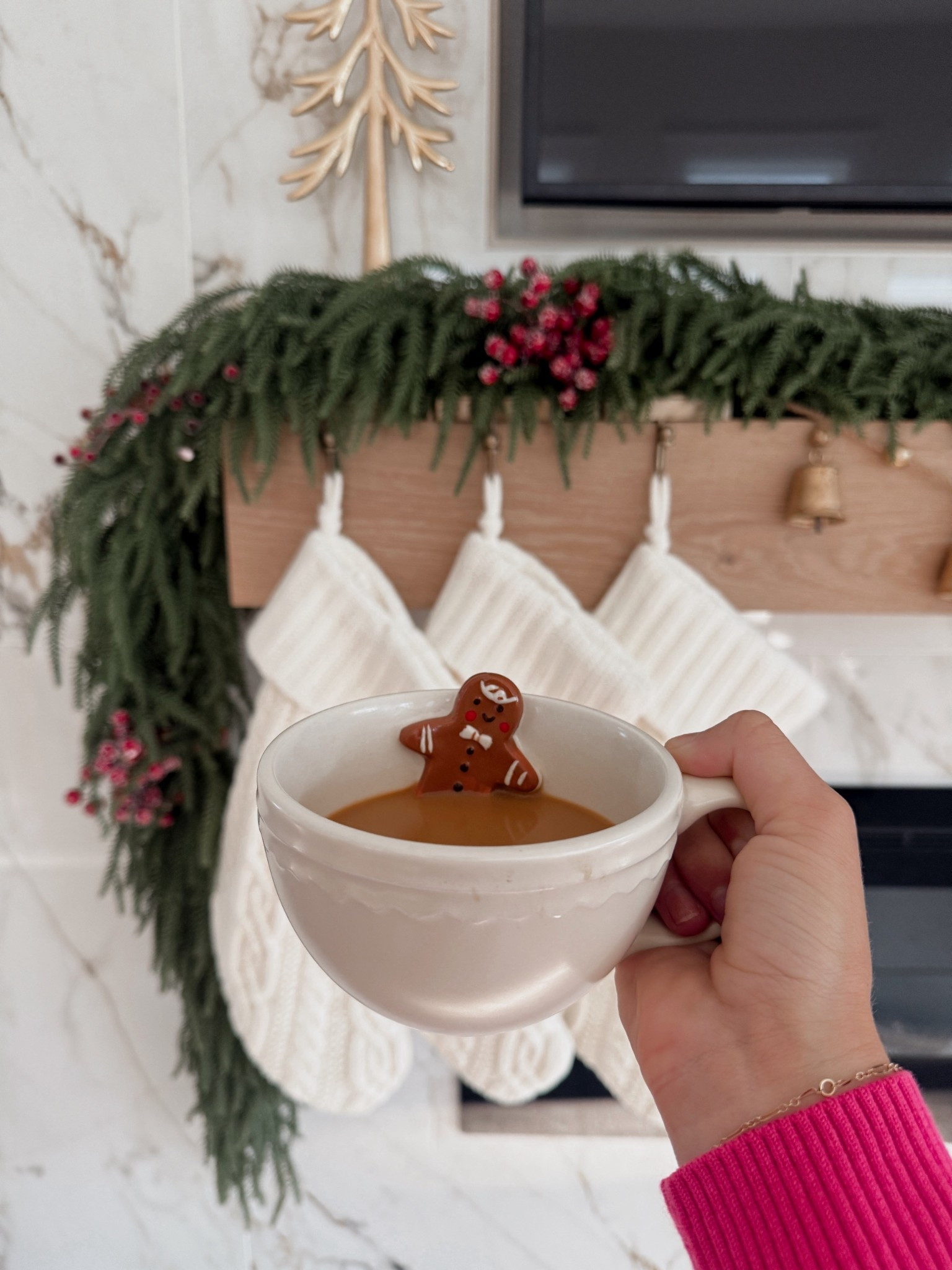 The cutest Christmas finds under $20 🎄

#LTKHoliday