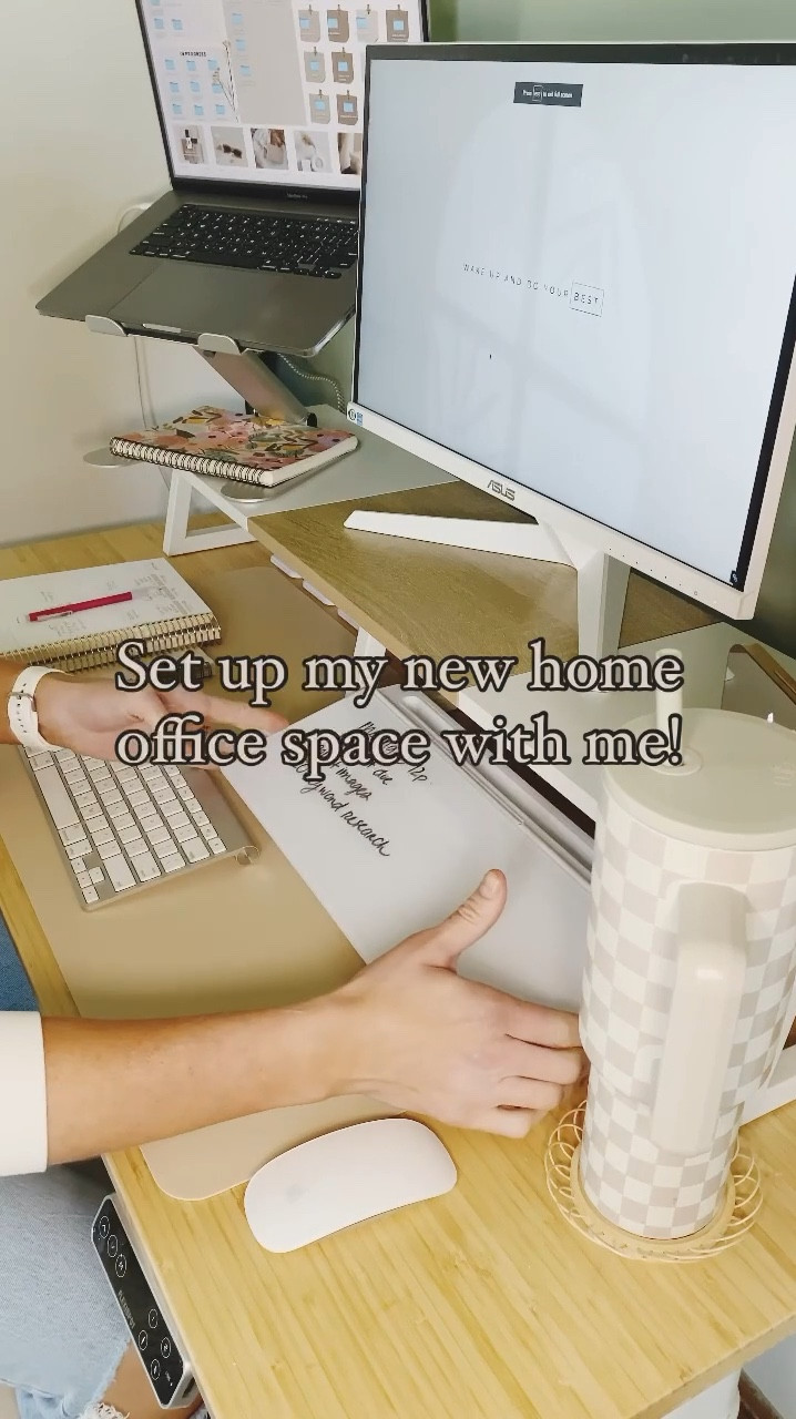 Set up my home office space with me!

Sharing some chic yet functional Amazon home office finds! Perfect for a little study space for a dorm as well!

#LTKHome #LTKSaleAlert