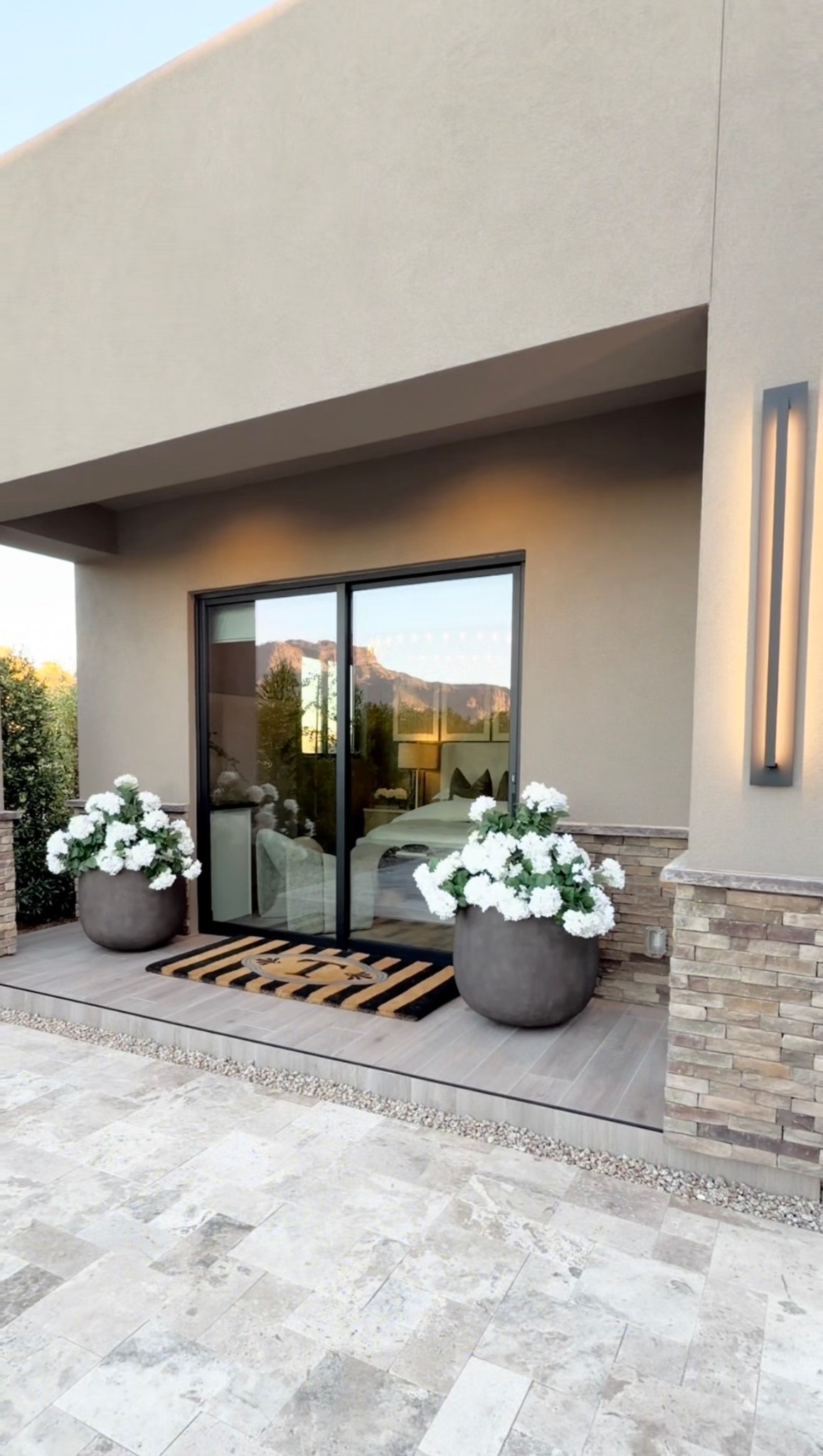 I loved these florals so much when I purchased them! When I paired them with my planter I became obsessed 🤩 

Aesthetic outdoor finds 
Spring florals 
Spring florals and planter 
Outdoor elevated finds 

#LTKHome