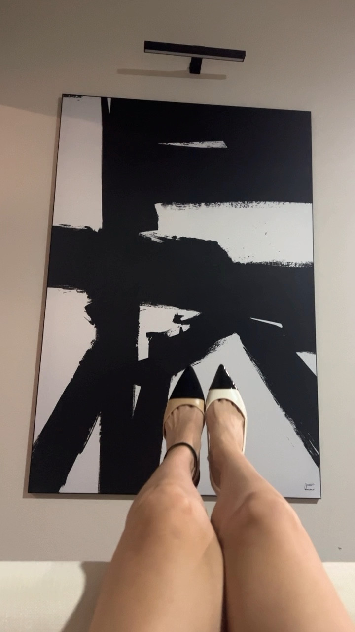 Carrie Bradshaw on a Budget 

#LTKGiftGuide #LTKHoliday #LTKShoeCrush