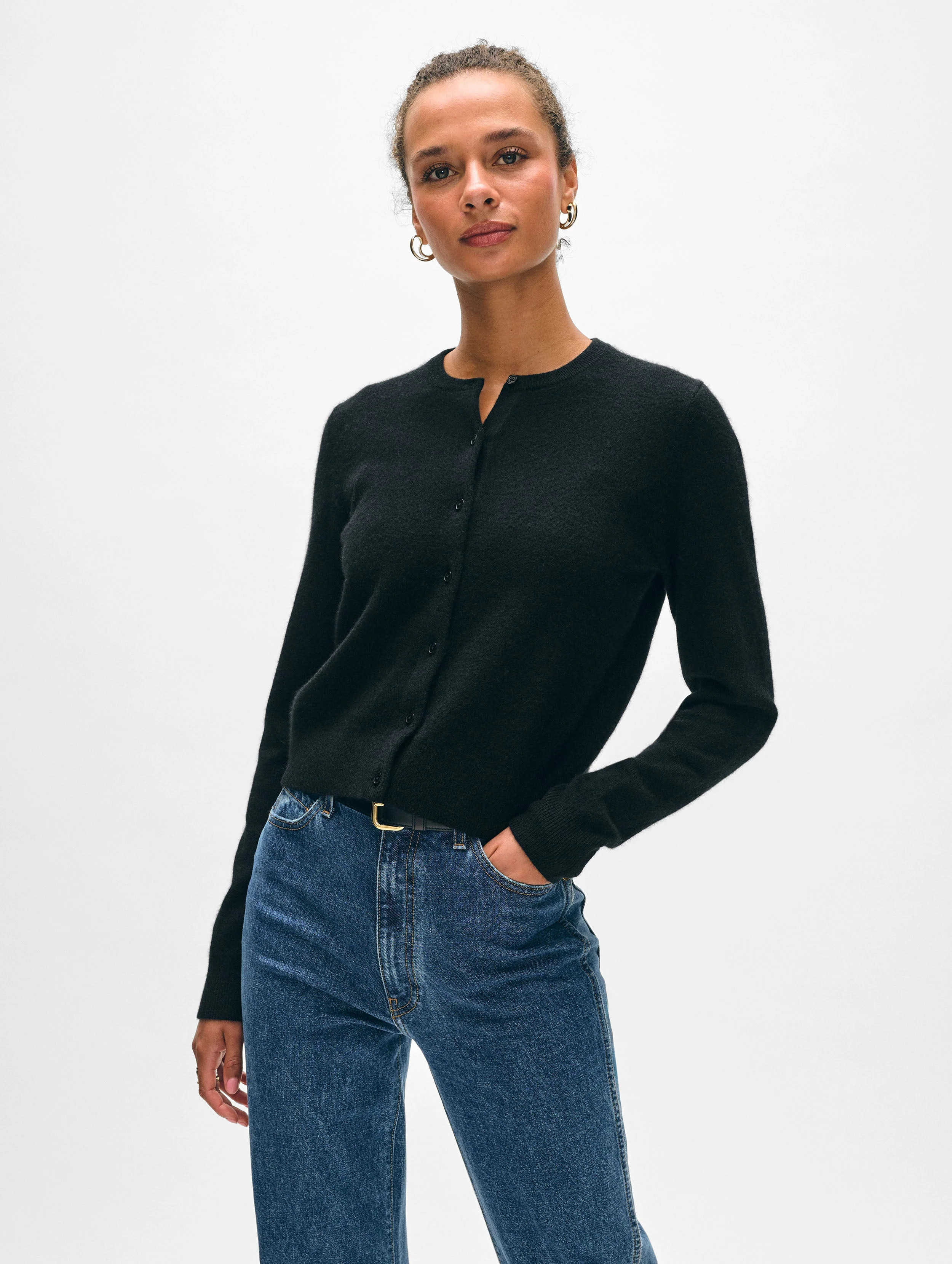 White & Warren Cashmere Crewneck Cardigan Sweater in Black size Medium | White and Warren