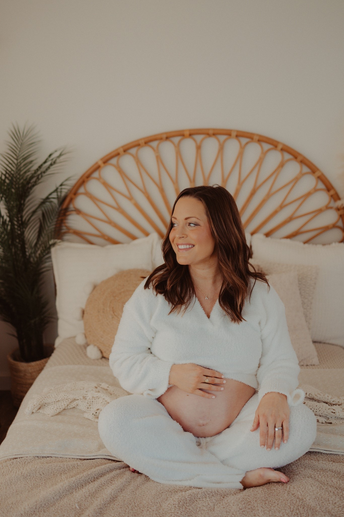 cozy maternity photoshoot matching set 🤍

#LTKootd #LTKBump #LTKBaby