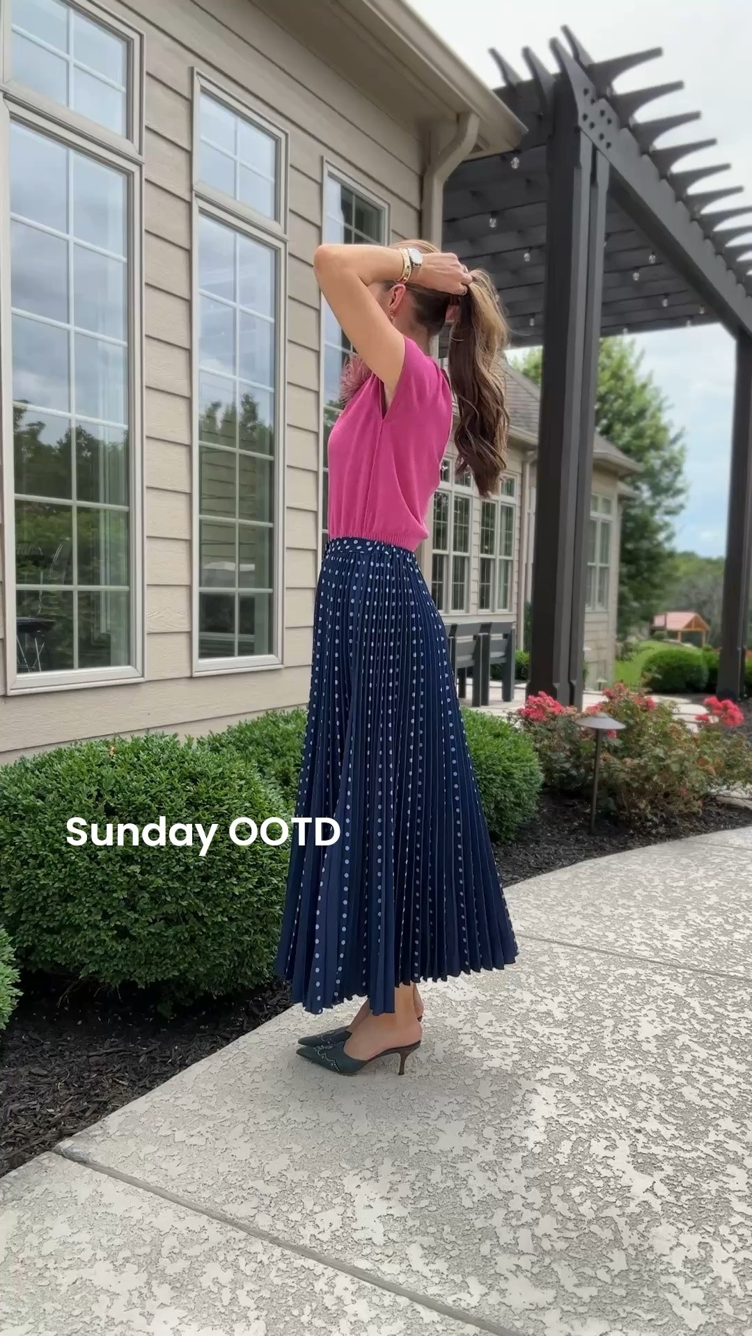 Outfit of the day for church in this gorgeous pleated @Anthropologie skirt and sweater.
