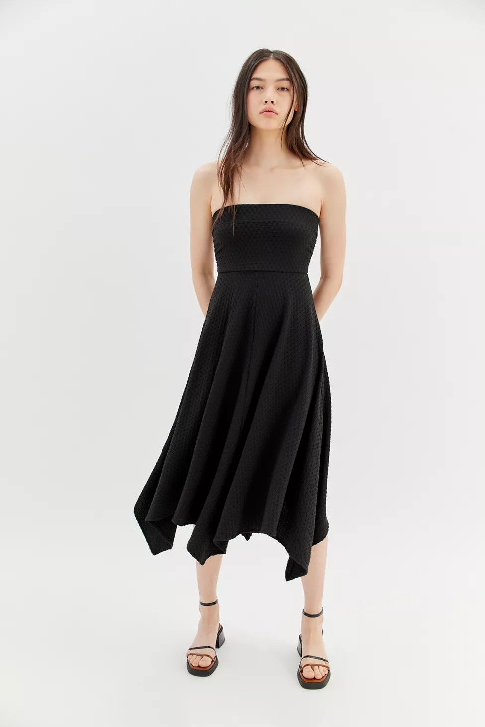 UO Madison Textured Strapless Midi Dress | Urban Outfitters (US and RoW)