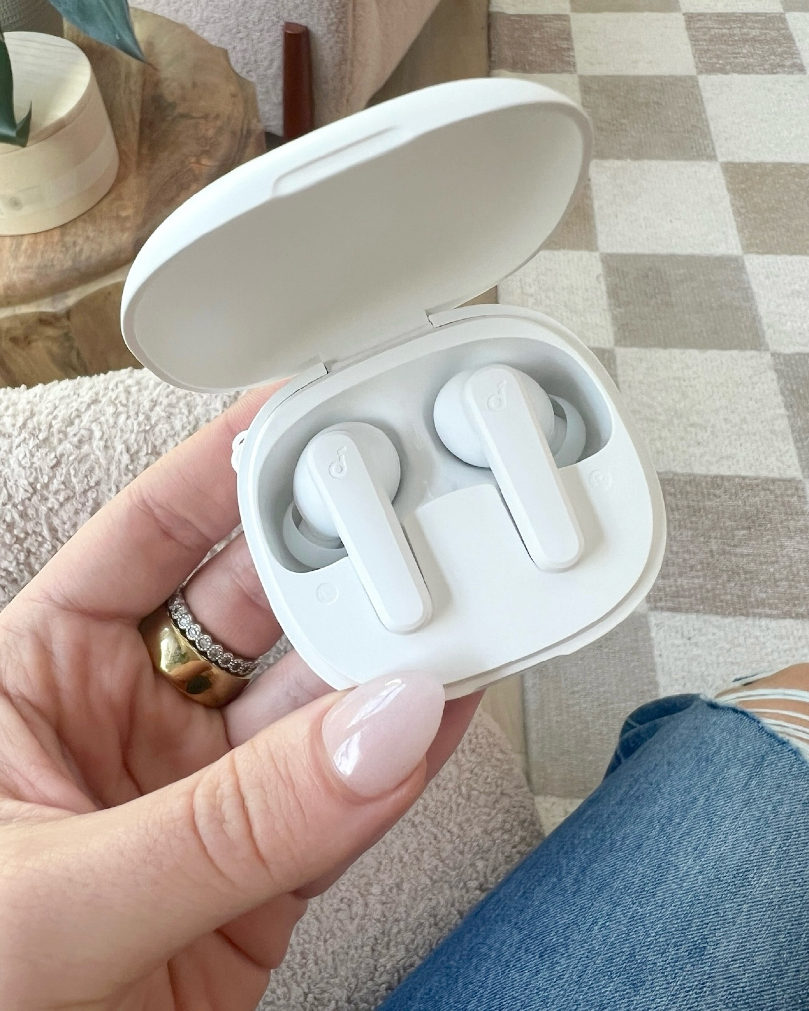 Amazon Prime Deal on Wireless Earbuds

prime day, prime sale, prime day sale, amazon prime day, amazon, amazon finds, amazon style, amazon fashion, Madison Payne 

#LTKSaleAlert #LTKSeasonal #LTKStyleTip