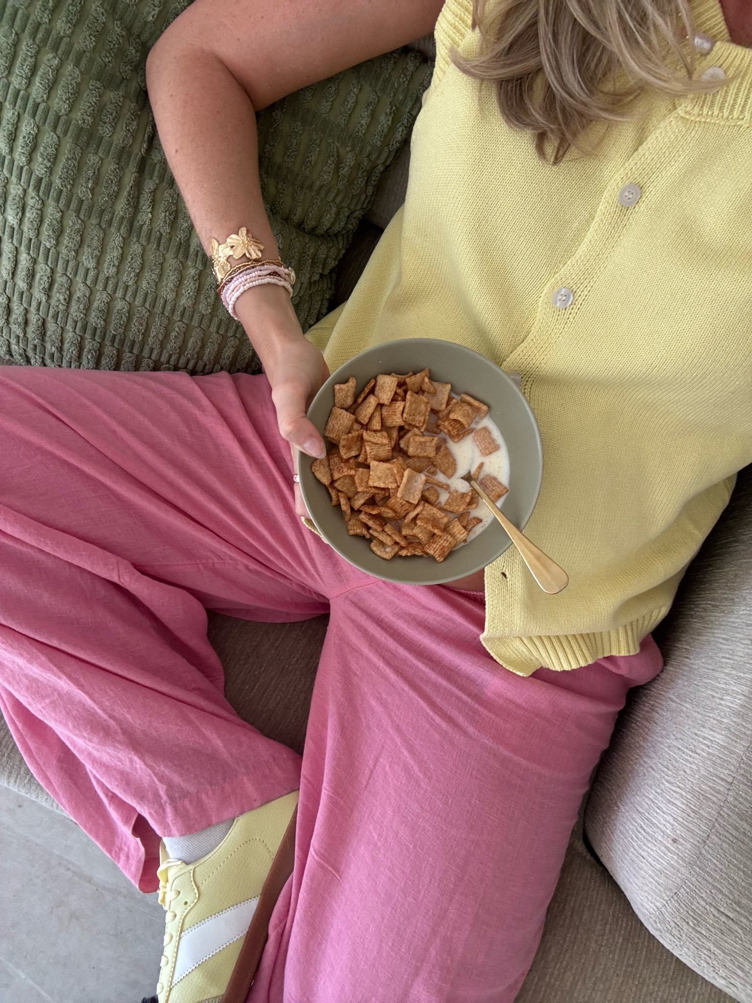 pink and yellow is my fav new combo!! pants are out of stock from anthropologie but linking similar and affordable options🫶🏼🌸