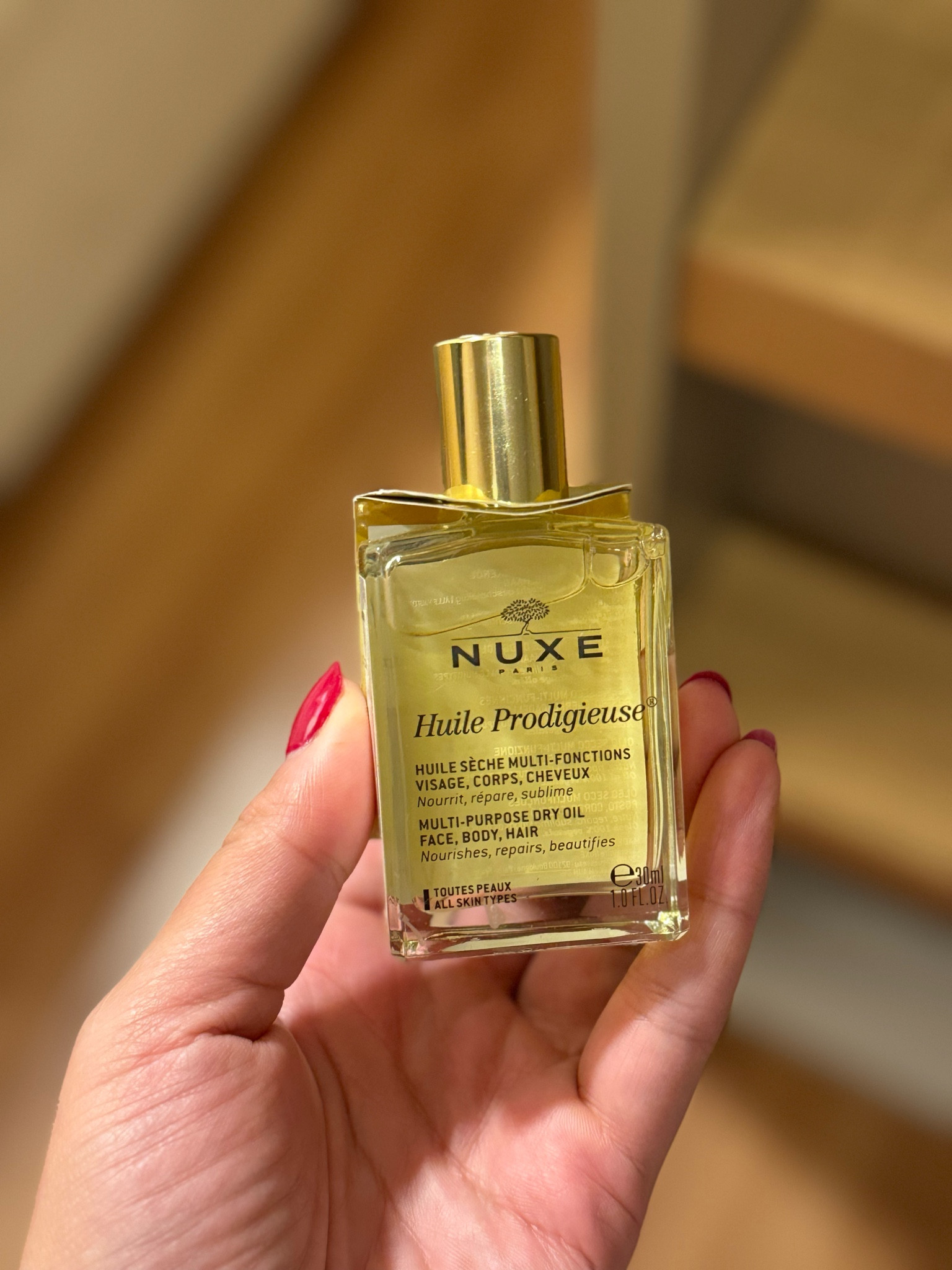 O Óleo Corporal Nuxe Huile Prodigieuse deixa a pele macia, aveludada e suavizada. Seu cabelo fica brilhante, macio e flexível.
Adoro passar na pele do rosto antes de dormir.

#LTKwinter #LTKbeauty #LTKbrasil