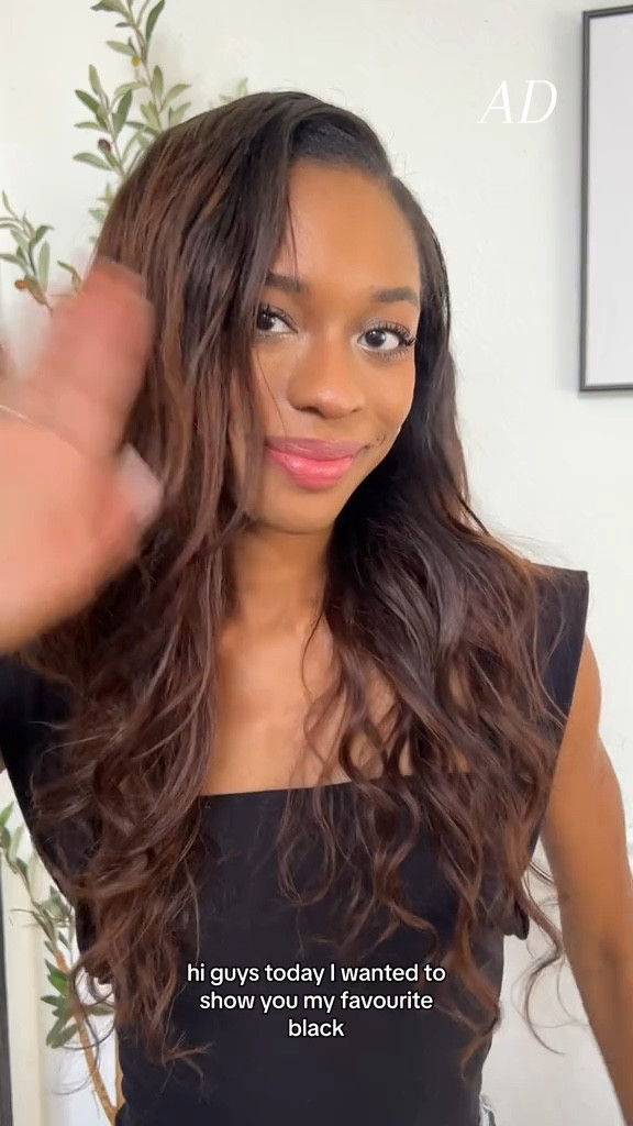 Healthy scalp, happy hair! 🫧🤍✨
Embracing the importance of scalp
health with @TPH BY TARAJI scalp
products has been a game-changer for
my hair care routine. This amazing range
nourishes and revitalizes my scalp,
promoting stronger, shinier locks. The
natural ingredients like Tea Tree Oil,
Peppermint Oil and eucalyptus help me
feel at peace about the products
ingredients! #TPHBYTARAJI shop the
link in my stories/bio!

shop at @target #Target 
#TargetPartner #blackhaircare
#blackhairstyles 

#LTKstyletip #LTKbeauty #LTKunder50