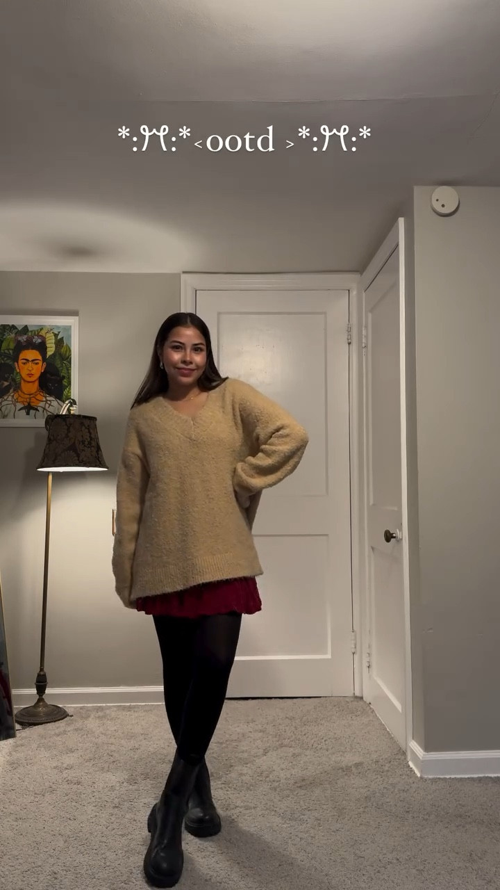 ♥️

.
.
.
.
.
.
.

#ootd #mystyle #fashioninspo #outfitcheck #fashionreels #outfitinspo  #smallcreator  #fashioncreator  #styling #smallfashioncreator #cozyfits #under10kFashion