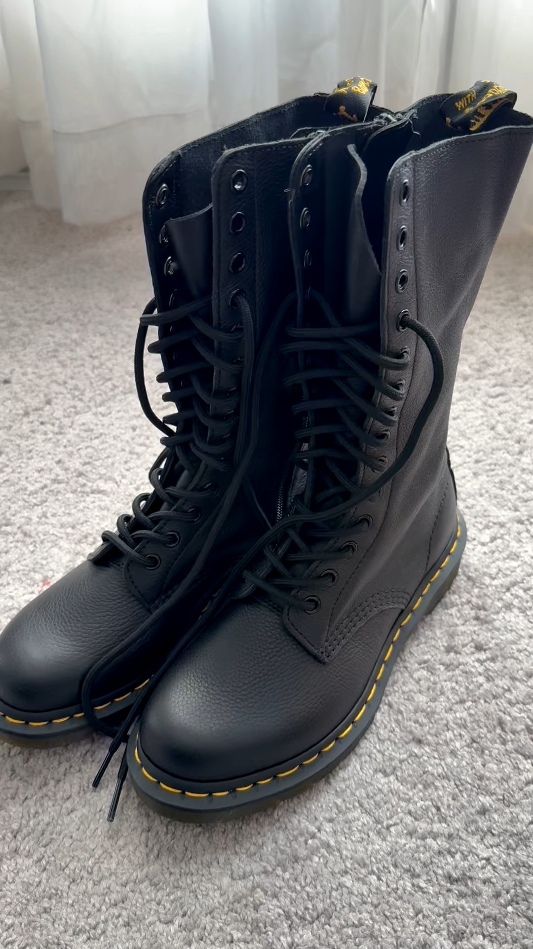 Dr. Martens 🖤

#LTKShoeCrush #LTKSeasonal #LTKStyleTip