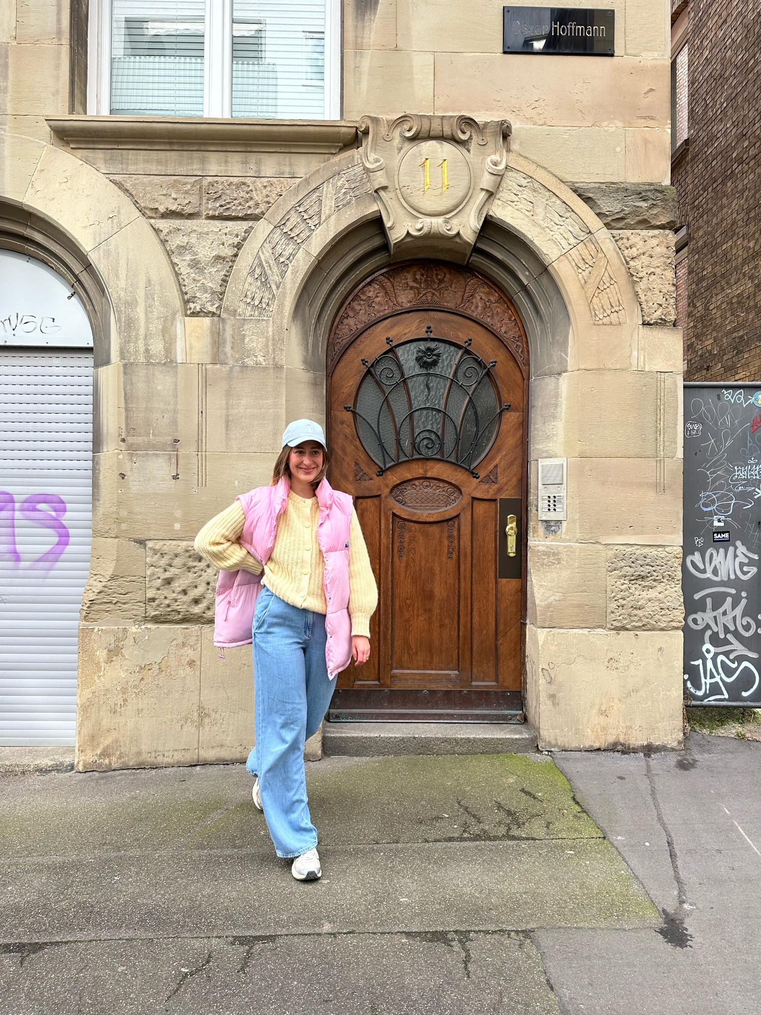 Muss gerade aufpassen, dass diese Weste nicht meine Galerie sprengt, denn ich liebe sie so sehr. Trage sie gerade zur Übergangszeit richtig gerne. 