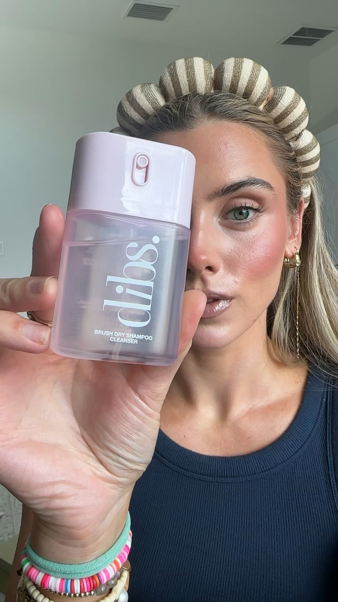 this is so cool 🤯 it’s a makeup brush dry shampoo so you can clean your makeup brushes in just a couple of seconds with no water, downtime, soaking, or mess!! My code on Dibs is SLOANE. 

#dibsbeauty #makeupbrushcleaning #makeupbrushcleaner #cleaningmakeupbrushes #makeupbrushcleaninghack @dibsbeauty  @ulta

#LTKgrwm #LTKselfcare #LTKBeauty