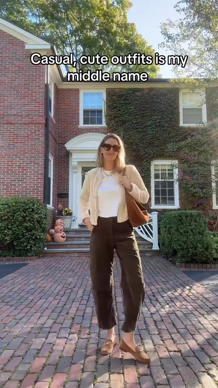 And my last name is “outfit repeater”

This casual (but elevated) outfit has been a go-to this fall 🍂

Cargo pants - casual outfit - fall

#LTKStyleTip #LTKShoeCrush #LTKSeasonal