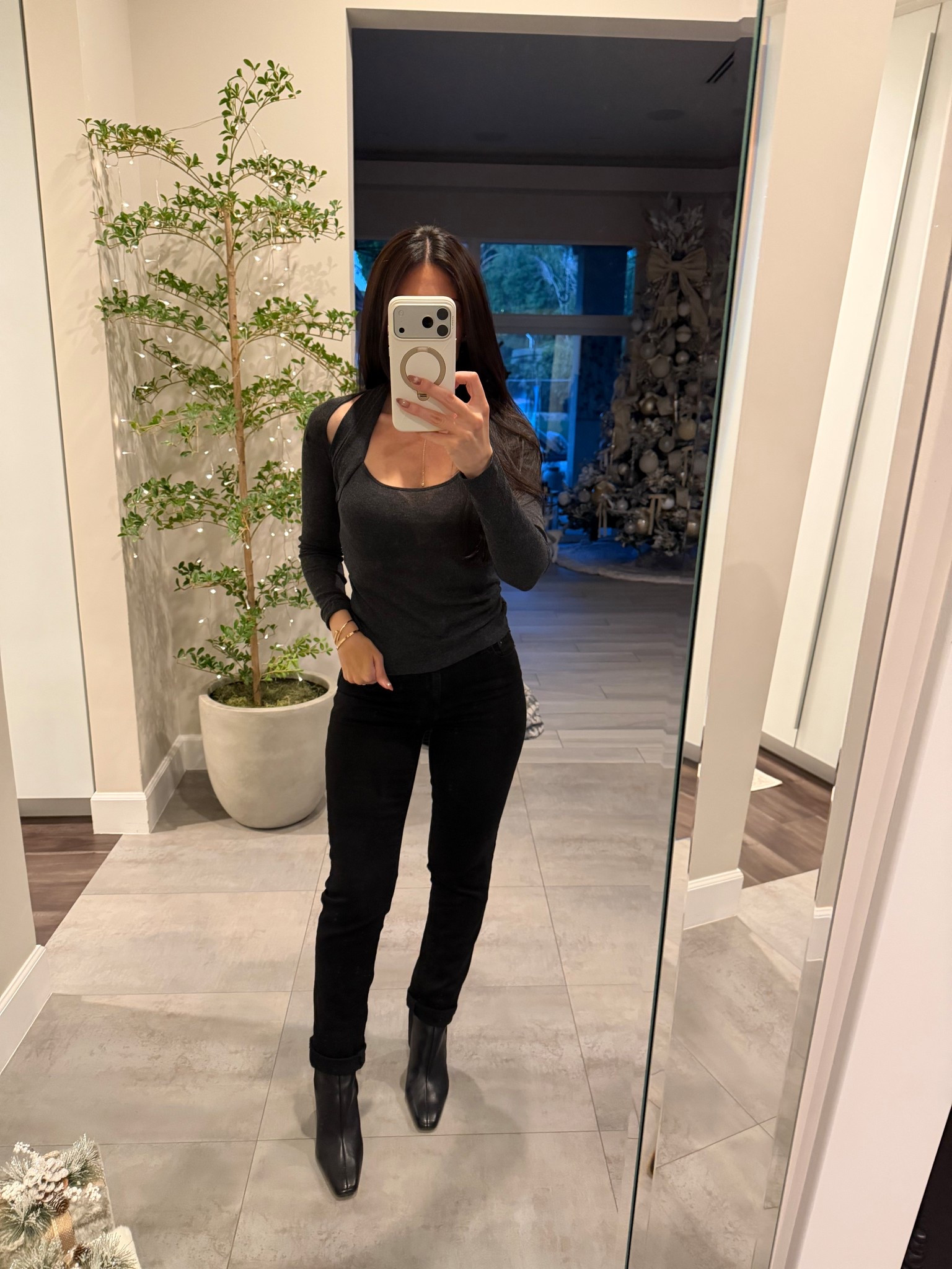 Zara top, Levi’s jeans and square toe booties. 