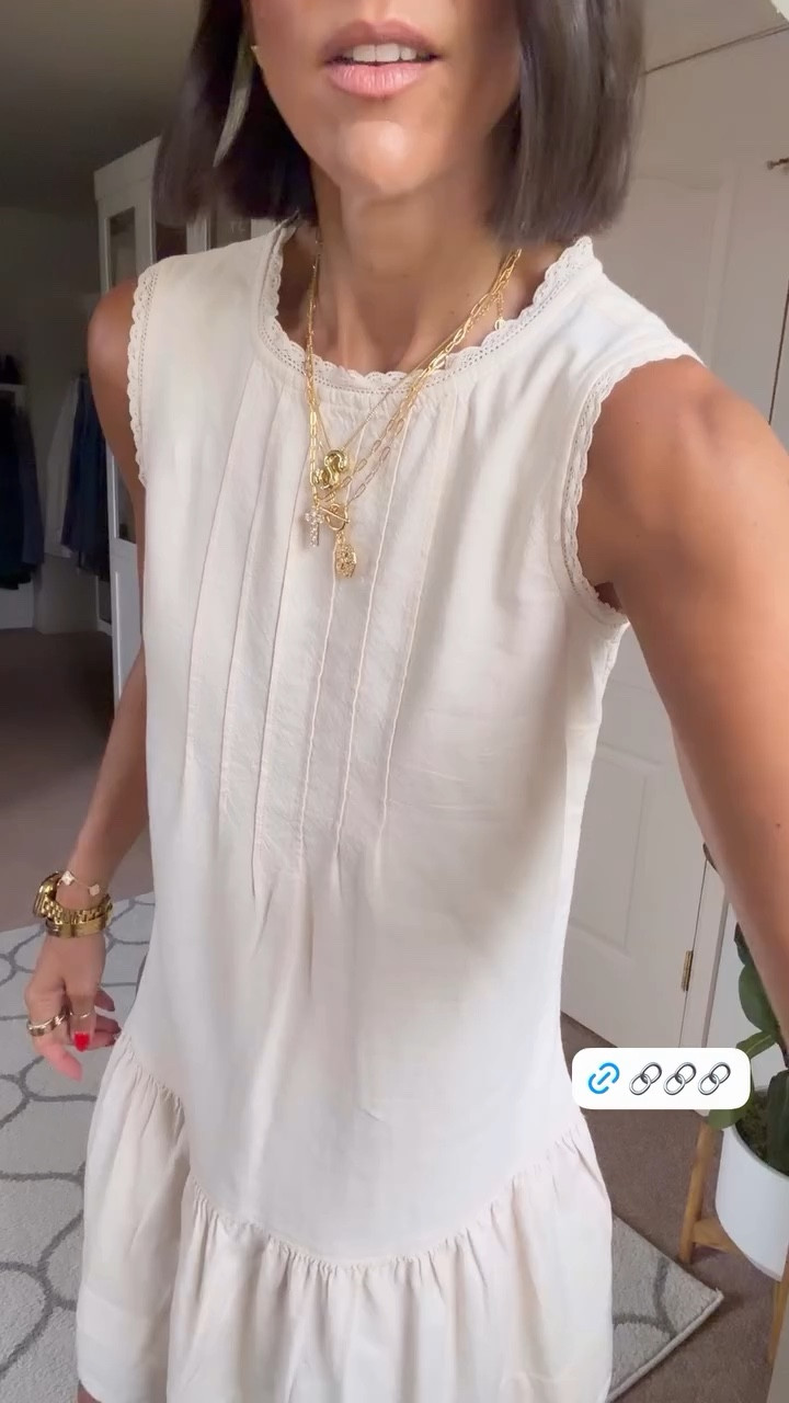 Size xs in dress 

#LTKdayinmylife #LTKootd #LTKSeasonal