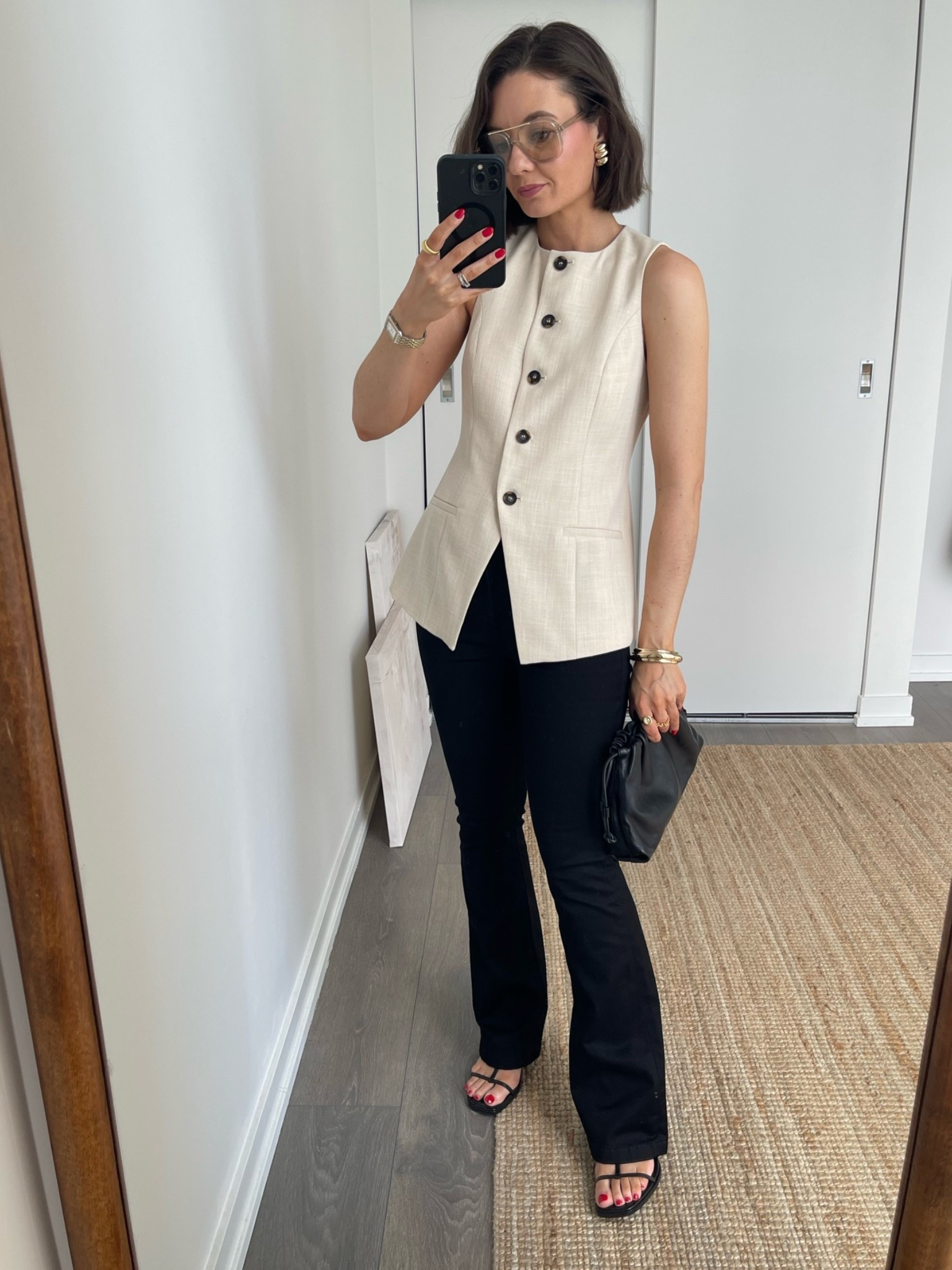 This is how you do Spring/Summer workwear. Love these chic and timeless pieces from Saint + Sofia.

Vest - size 4
Jeans - size 2

#ad

#LTKsummer #LTKcanada #LTKworkwear