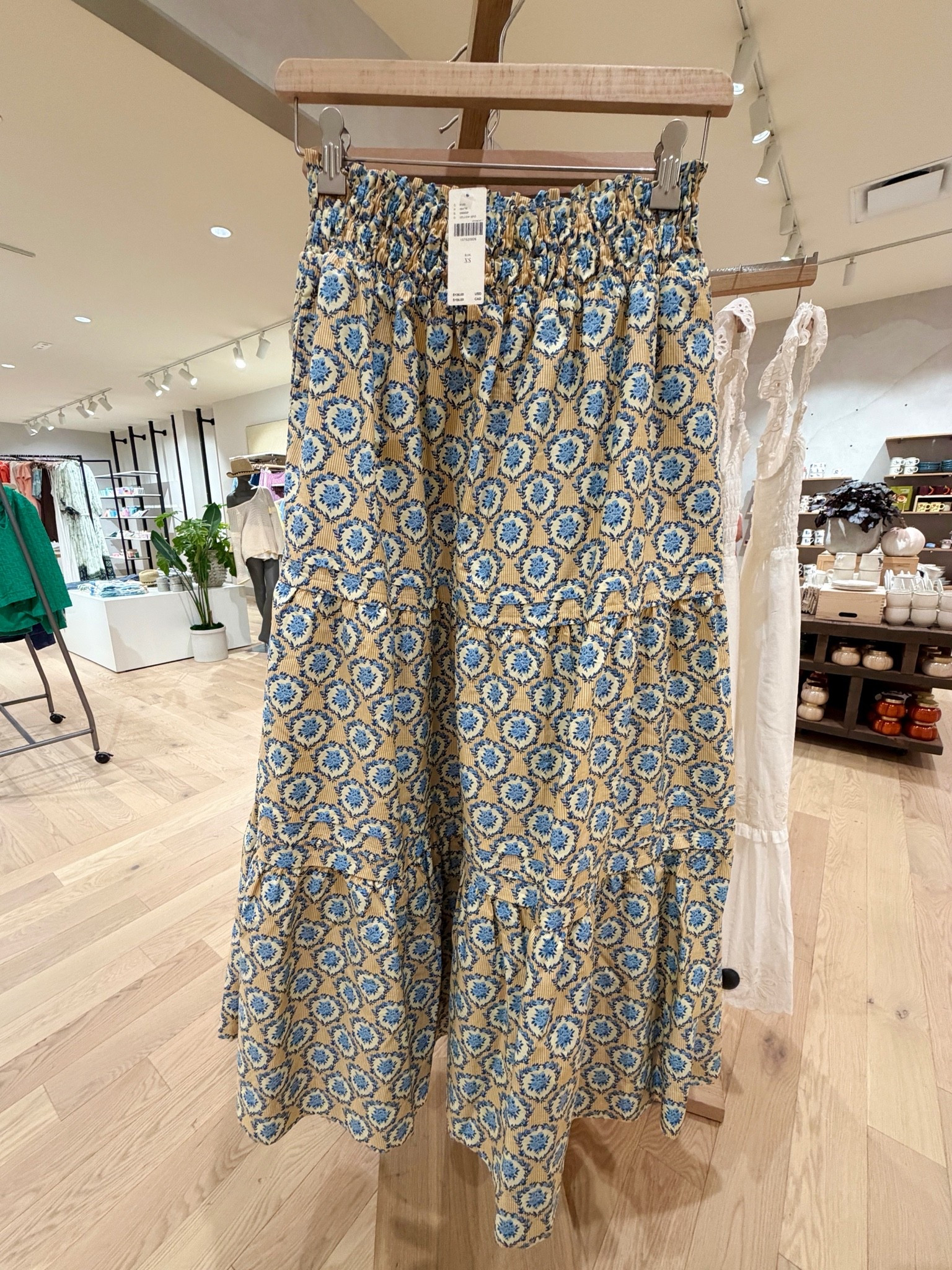 Bestselling favorite, now in a gorgeous new print! 🌼 The Anthropologie Somerset Maxi Skirt in Yellow Ground is giving effortless boho-chic vibes with its flowy silhouette and beautiful print. 🩵 It’s the perfect piece for everything from farmers markets to weekend brunch, and it’s as comfortable as it is pretty. Plus, it comes in multiple prints and sizes! 🤗 @Anthropologie #maxiskirt #skirt

#LTKPetite #LTKootd #LTKSaleAlert