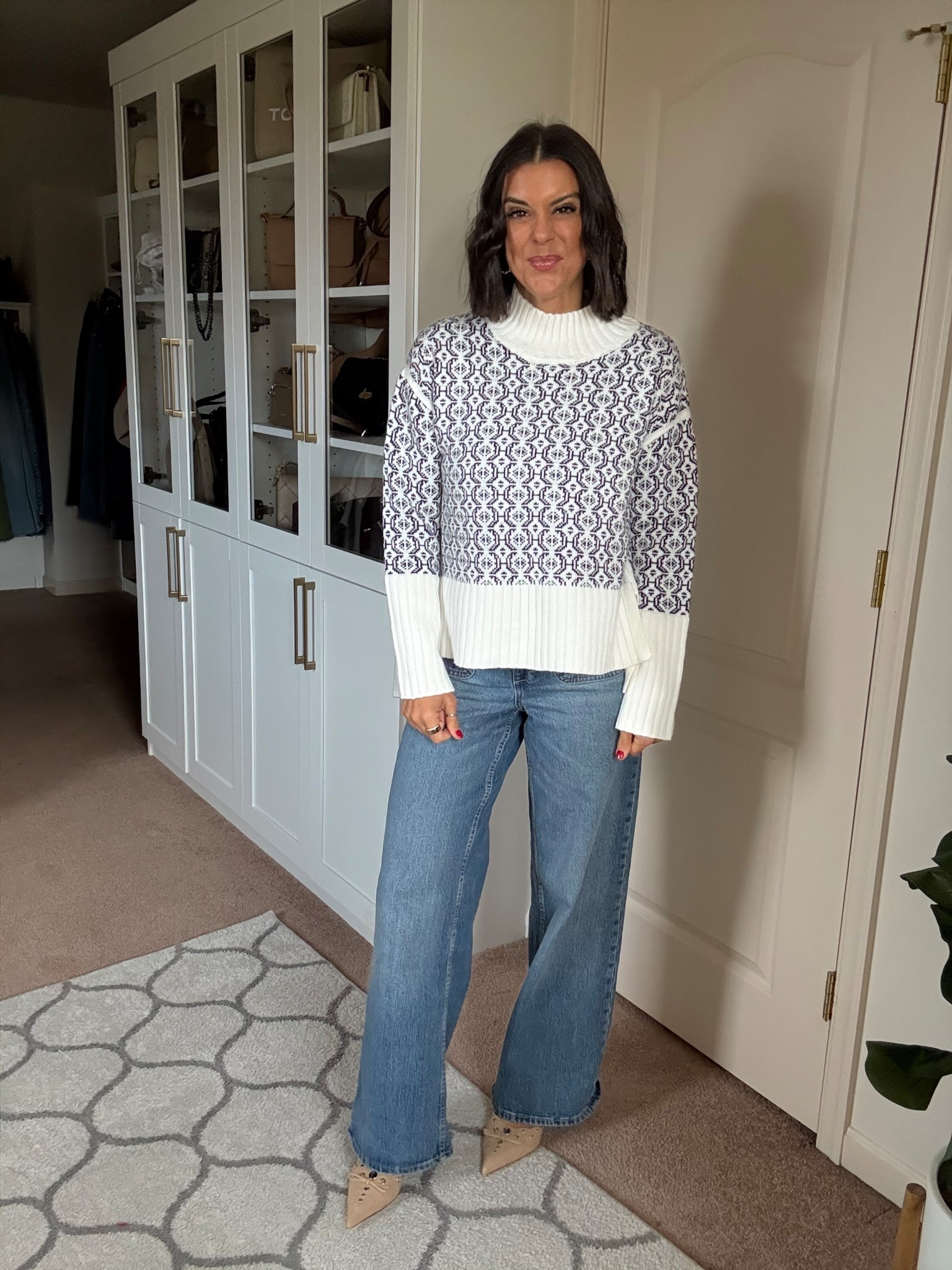 Love this Walmart sweater! Size small
Size 2 in jeans


#LTKHoliday #LTKCyberWeek #LTKFindsUnder100
