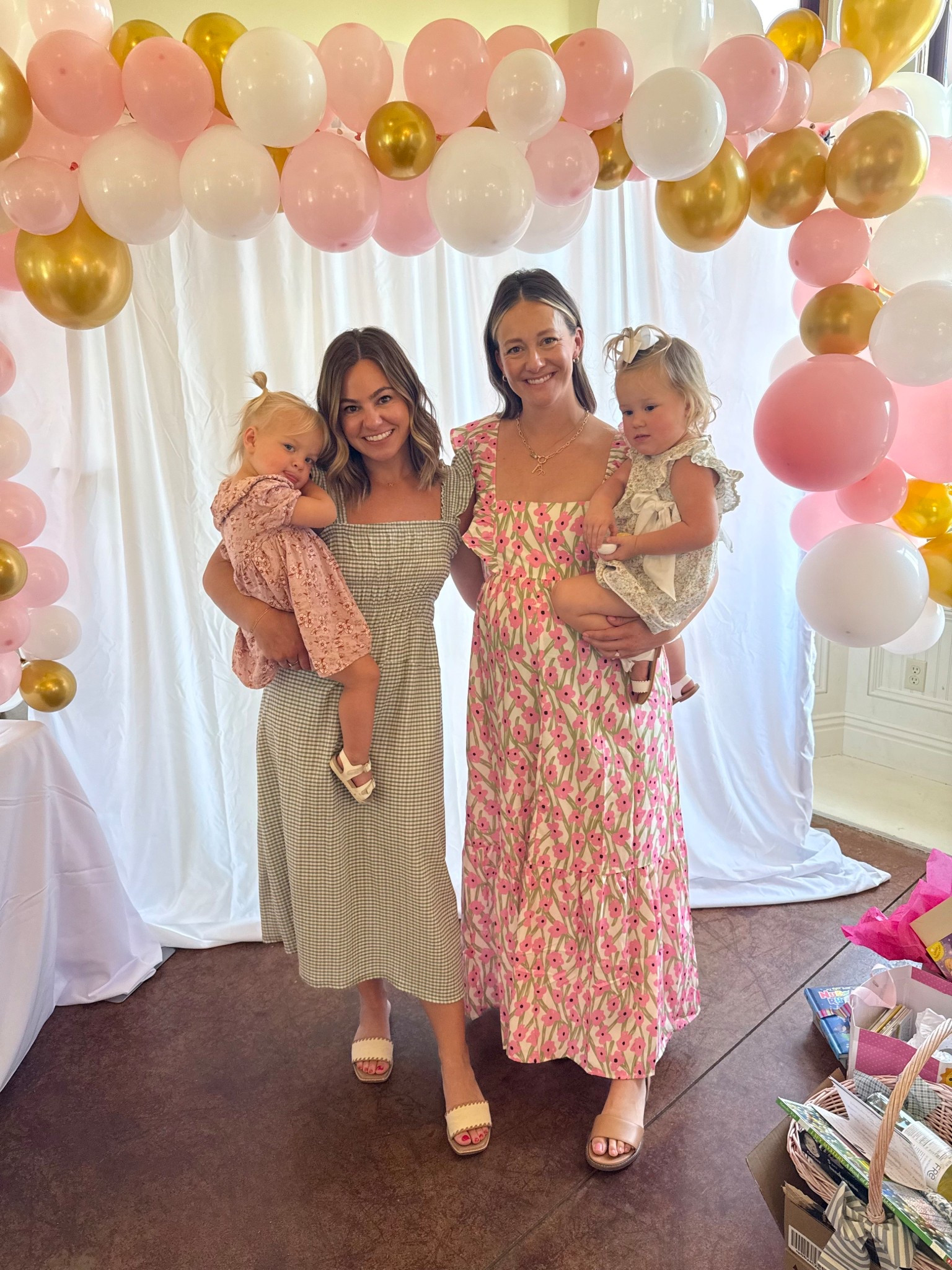 Another weekend, another baby shower! 

Baby shower outfit. Baby shower guest