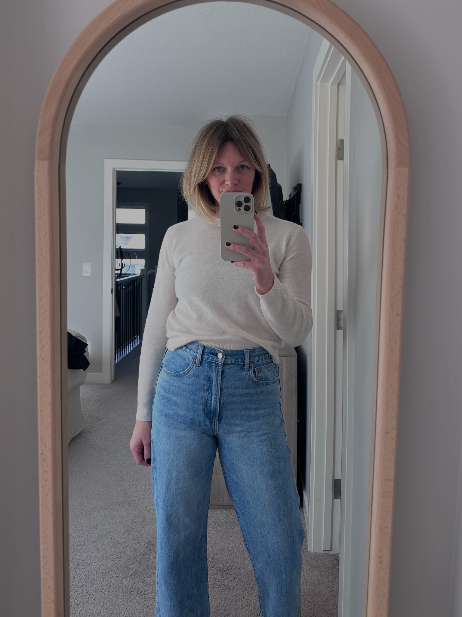 100% me in the same cashmere sweater 😊
Sweater | heather light oatmeal 
Denim | 7  Yrs Bleu Taboo

#LTKootd #LTKGiftGuide #LTKOver40