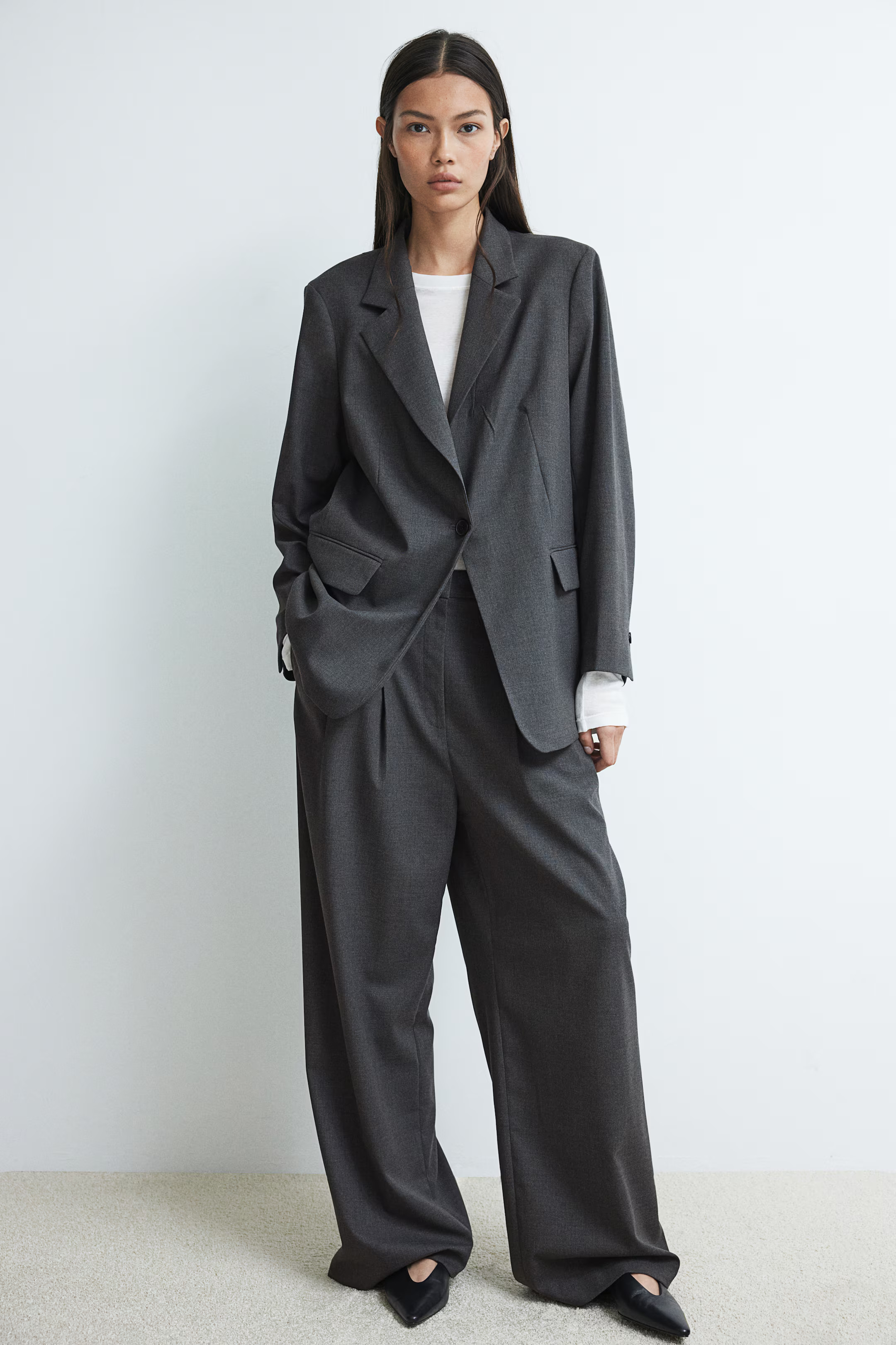 Single-breasted Blazer - Long sleeve - Regular length - Dark gray - Ladies | H&M US | H&M (US + CA)