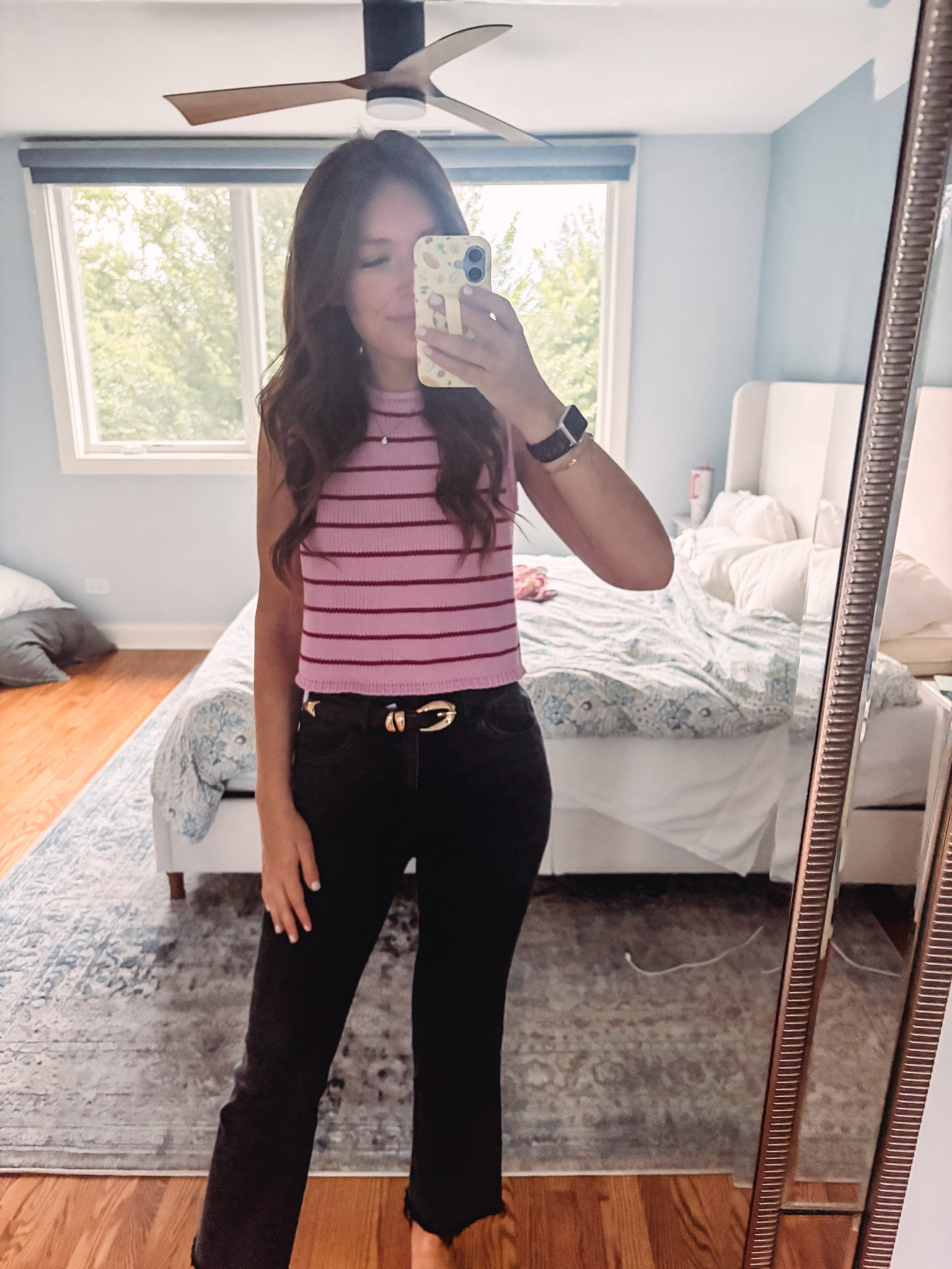 Tank is a size small. Jeans are a size 6. Jeans run slightly big (v stretchy!)


Teacher outfit / outfit idea / workwear