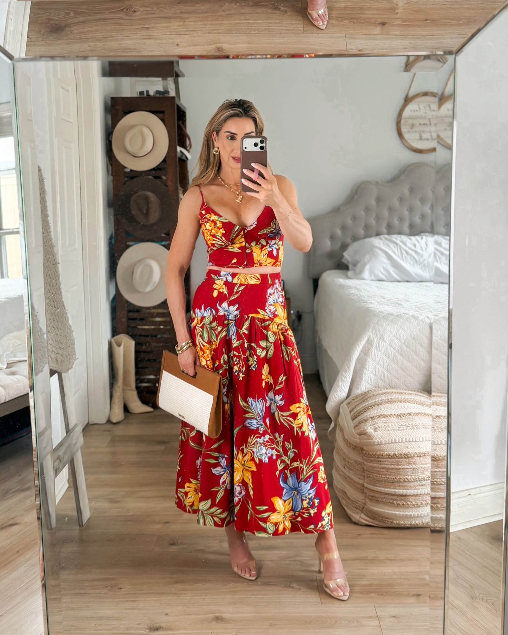 This matching floral maxi skirt set screams “take me to the beach!”👏🏼 Perfect fit and length on both pieces. Pockets. 🤌🏼

Spring outfits 2026, spring break outfits, spring dresses, vacation dress, beach outfits 

#LTKootd #LTKgrwm #LTKTravel